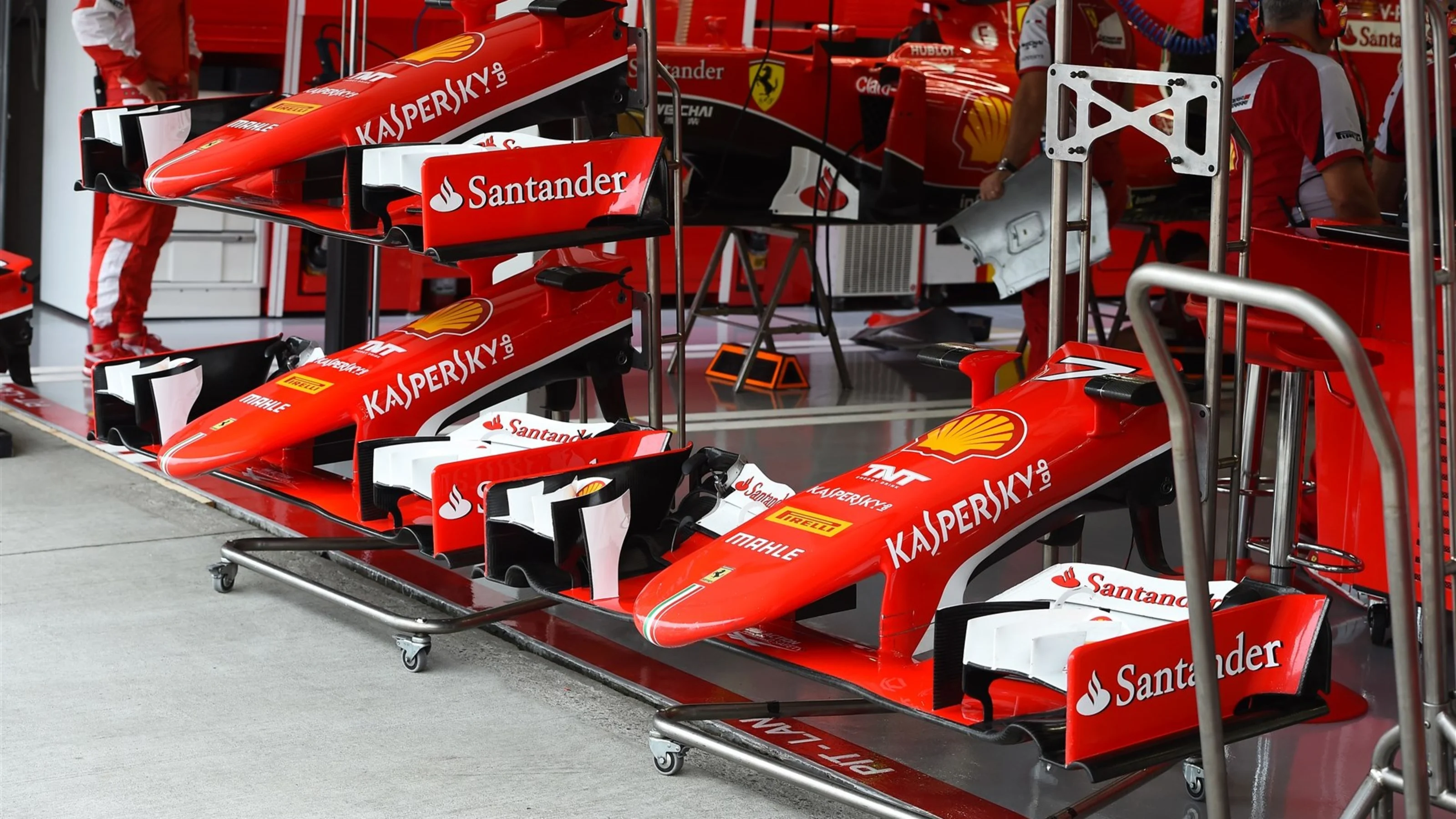 Ferrari SF15-T nose and front wings at Formula One World Championship, Rd14, Japanese Grand Prix,