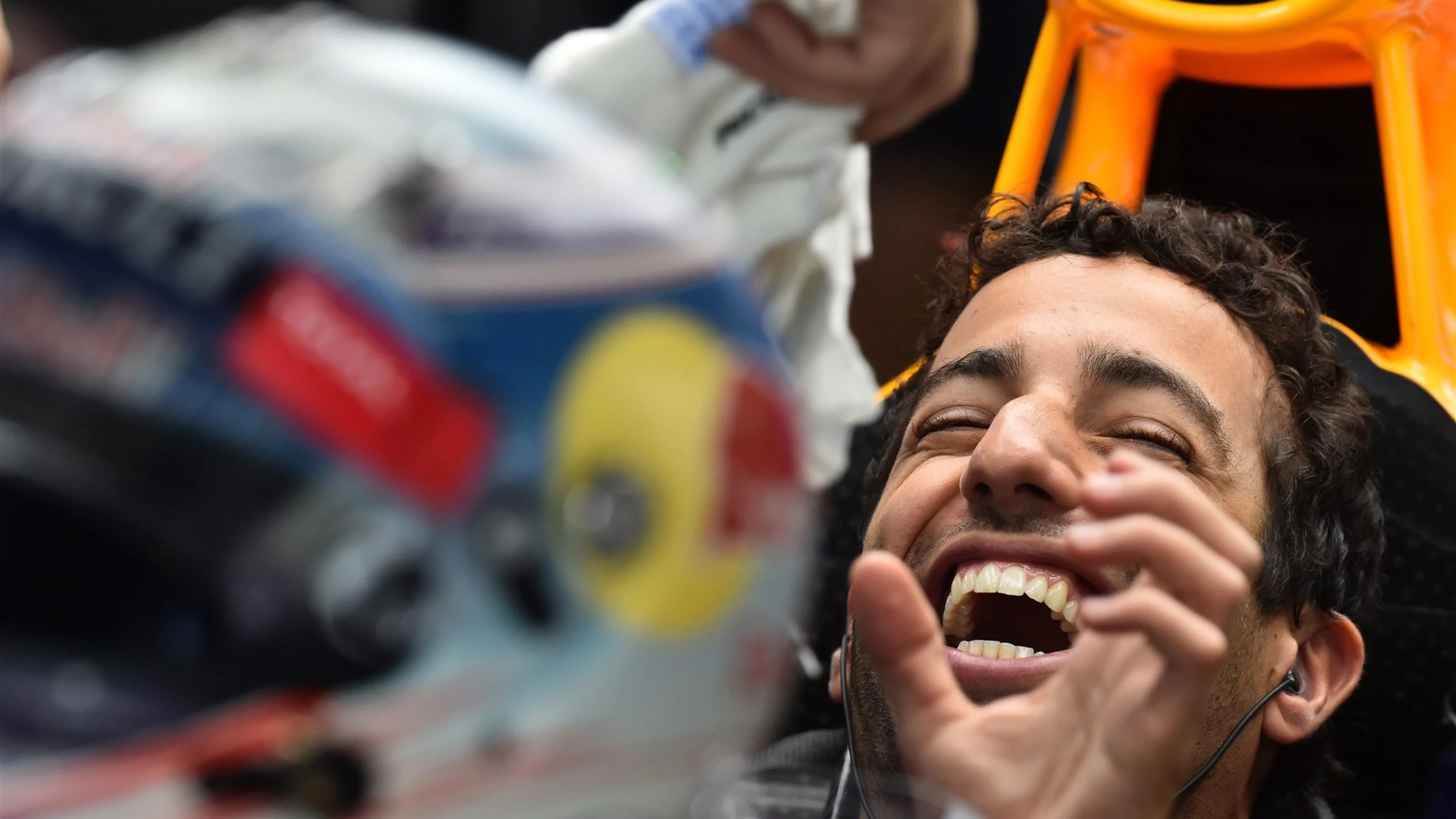 Daniel Ricciardo (AUS) Red Bull Racing RB11 at Formula One World Championship, Rd14, Japanese Grand
