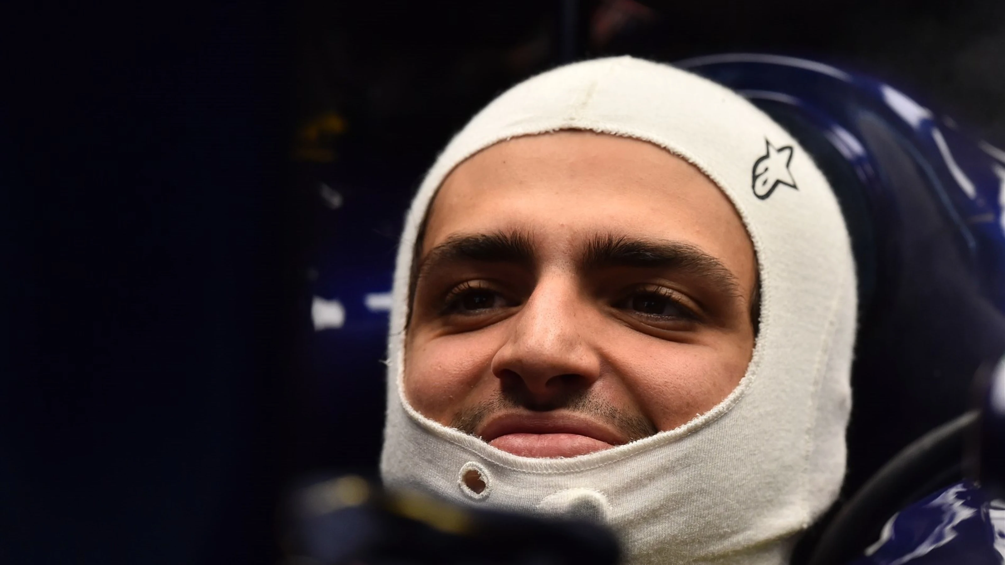 Carlos Sainz jr (ESP) Scuderia Toro Rosso STR10 at Formula One World Championship, Rd14, Japanese