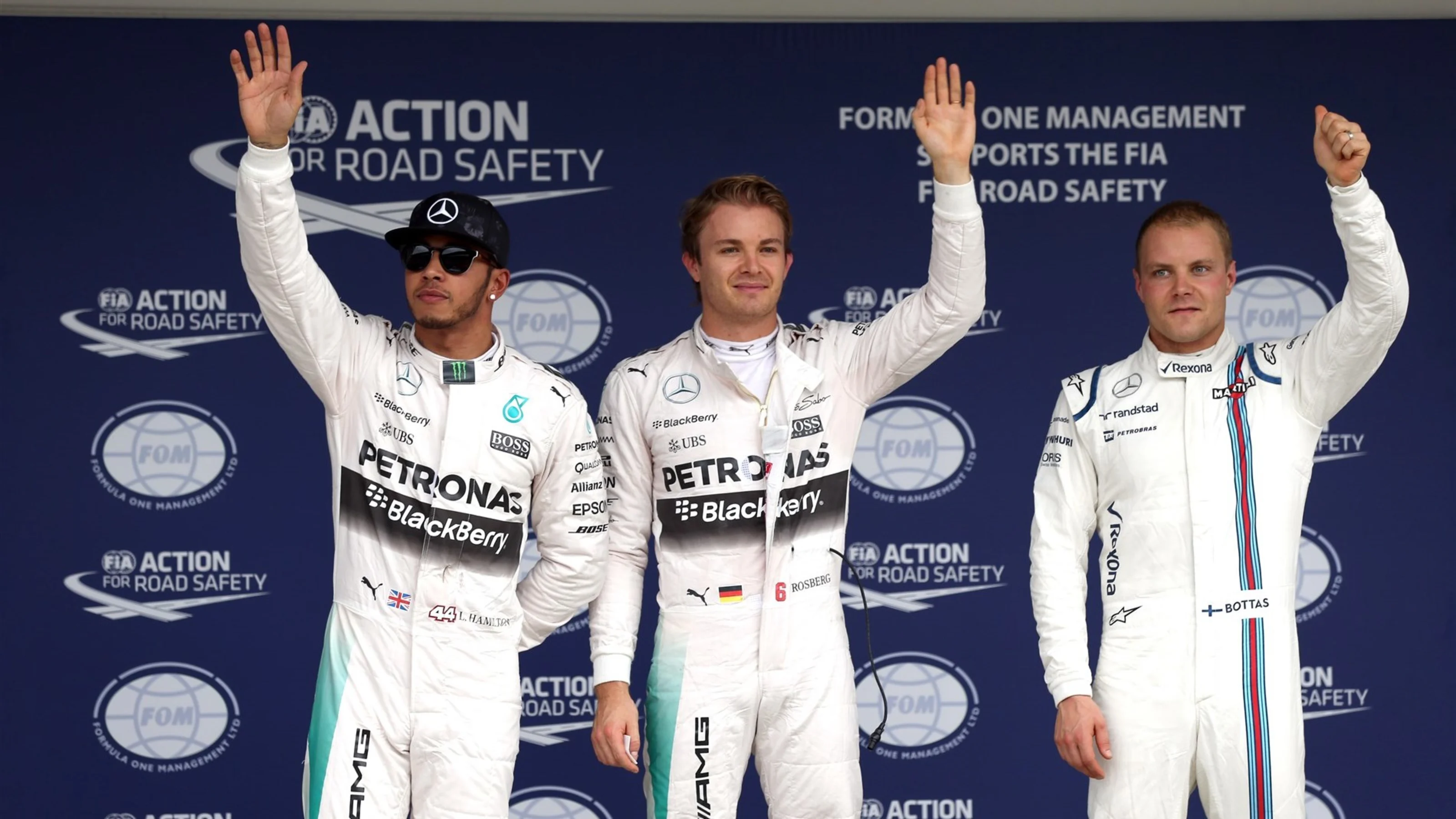 (L to R): Lewis Hamilton (GBR) Mercedes AMG F1, Pole sitter Nico Rosberg (GER) Mercedes AMG F1 and