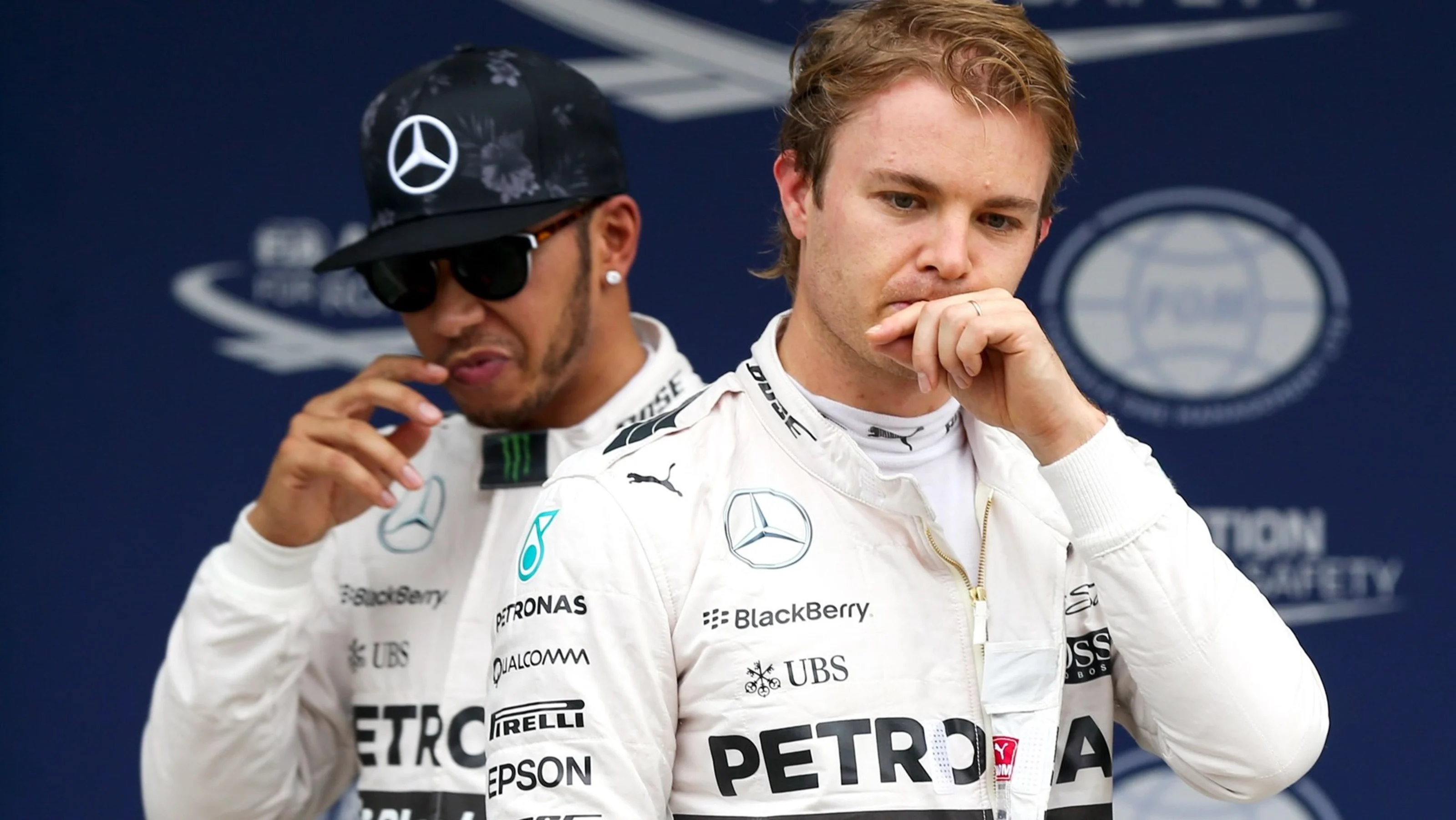 Nico Rosberg (GER) Mercedes AMG F1 and Lewis Hamilton (GBR) Mercedes AMG F1 celebrate in the parc