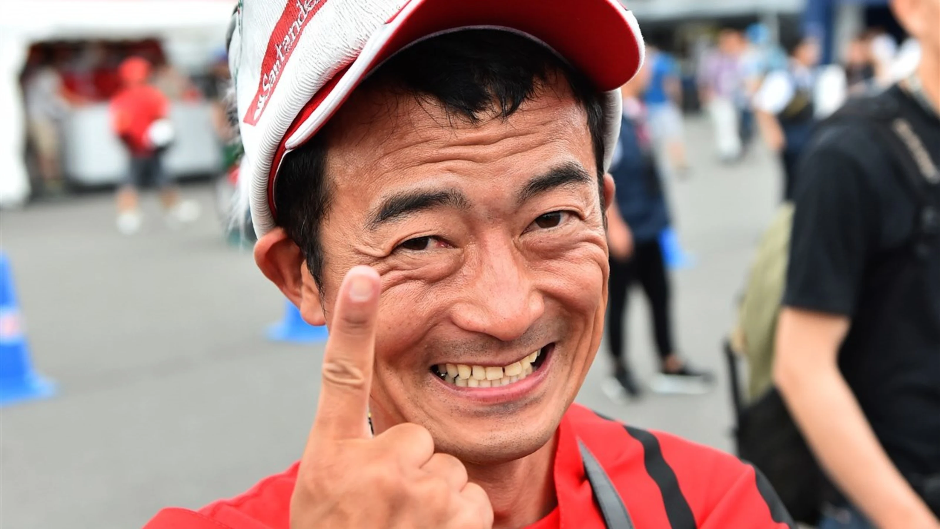 Sebastian Vettel (GER) Ferrari fan at Formula One World Championship, Rd14, Japanese Grand Prix,