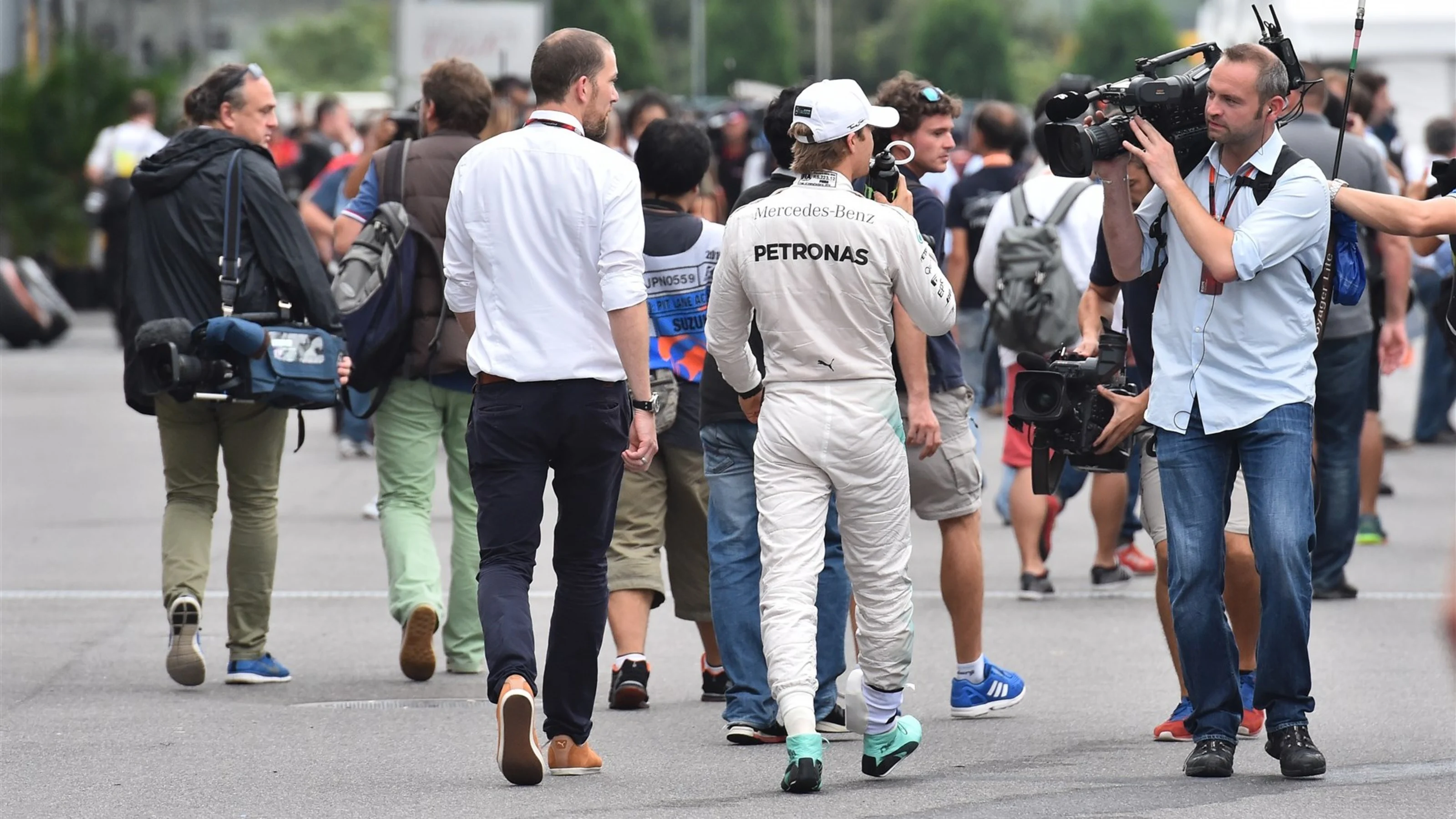 Nico Rosberg (GER) Mercedes AMG F1 at Formula One World Championship, Rd14, Japanese Grand Prix,