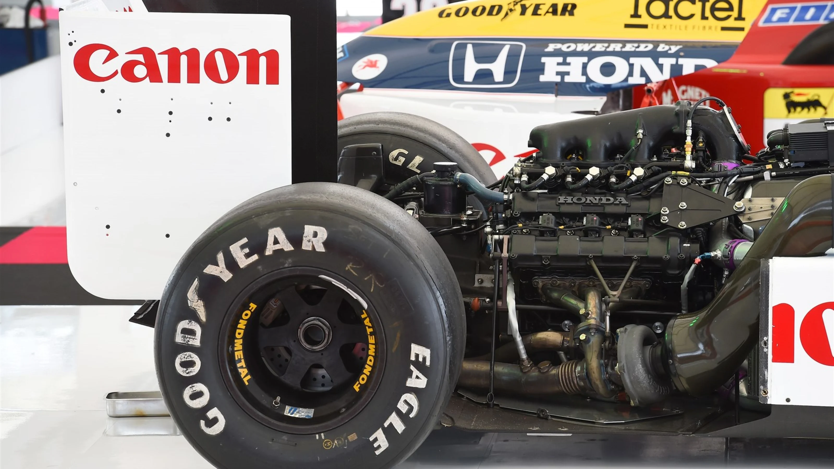 Williams FW11 Honda V6 Turbo engine at Formula One World Championship, Rd14, Japanese Grand Prix,