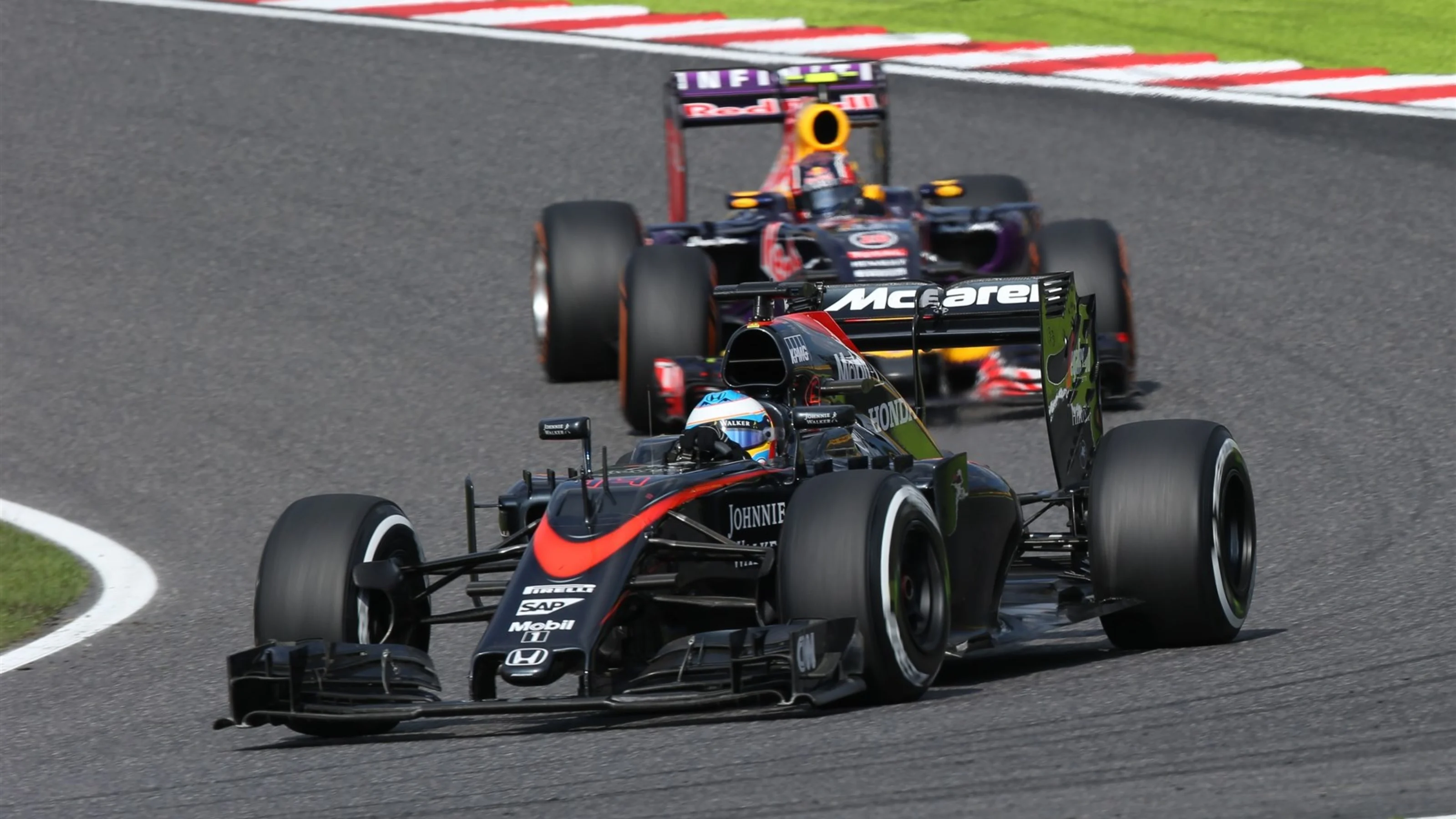 Fernando Alonso (ESP) McLaren MP4-30 at Formula One World Championship, Rd14, Japanese Grand Prix,