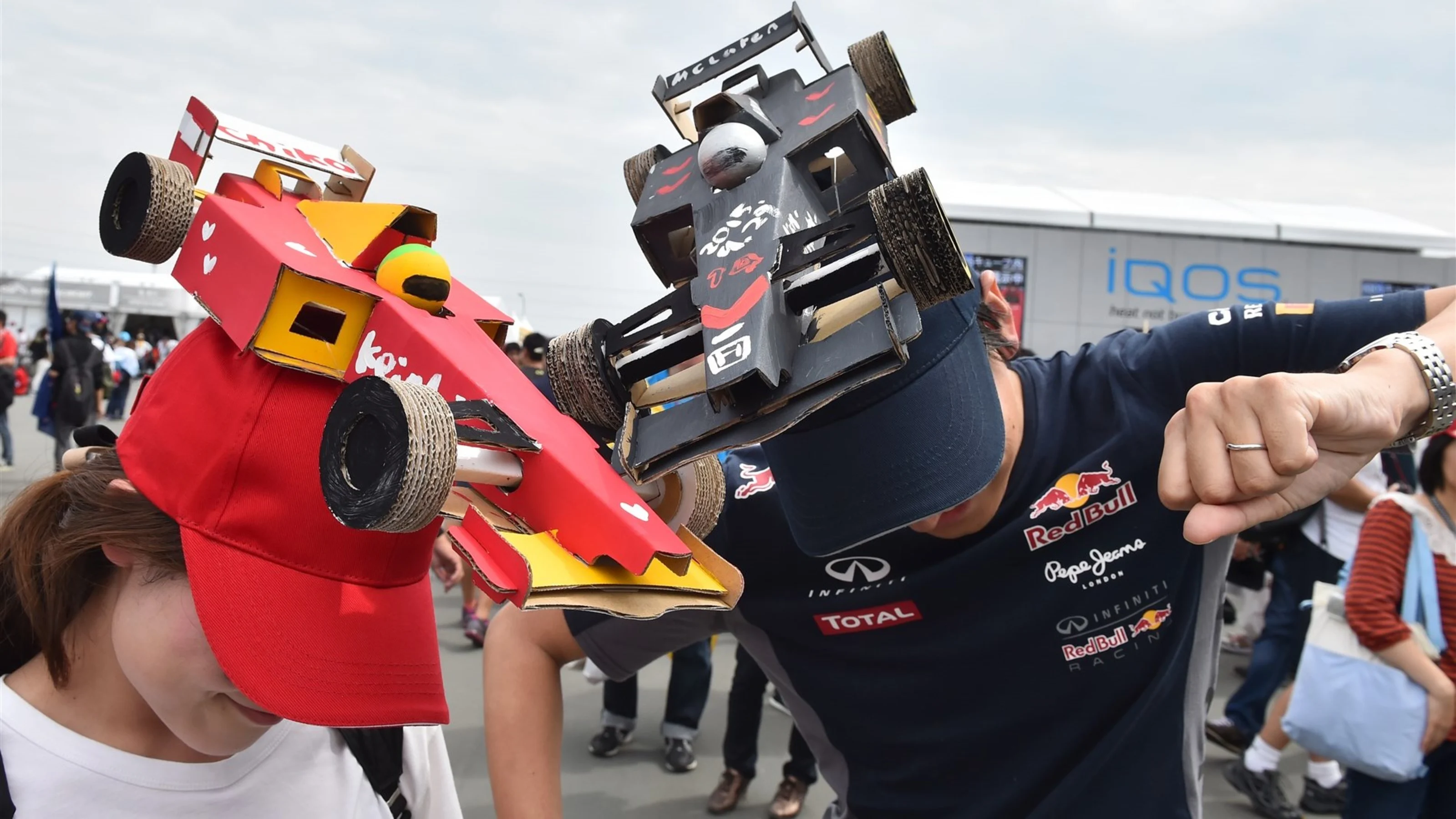 Fans at Formula One World Championship, Rd14, Japanese Grand Prix, Race, Suzuka, Japan, Sunday 27