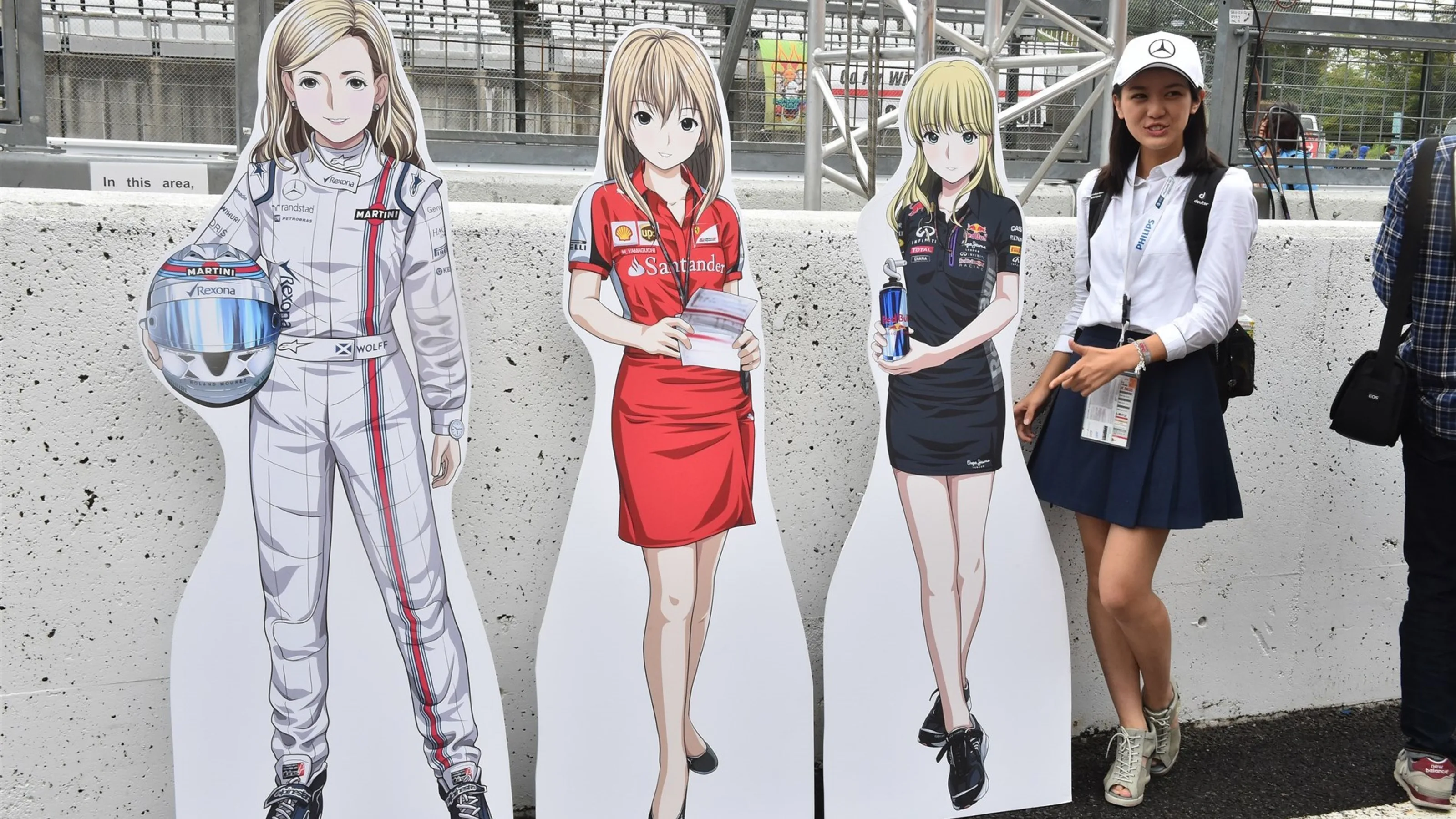 Fans at Formula One World Championship, Rd14, Japanese Grand Prix, Preparations, Suzuka, Japan,