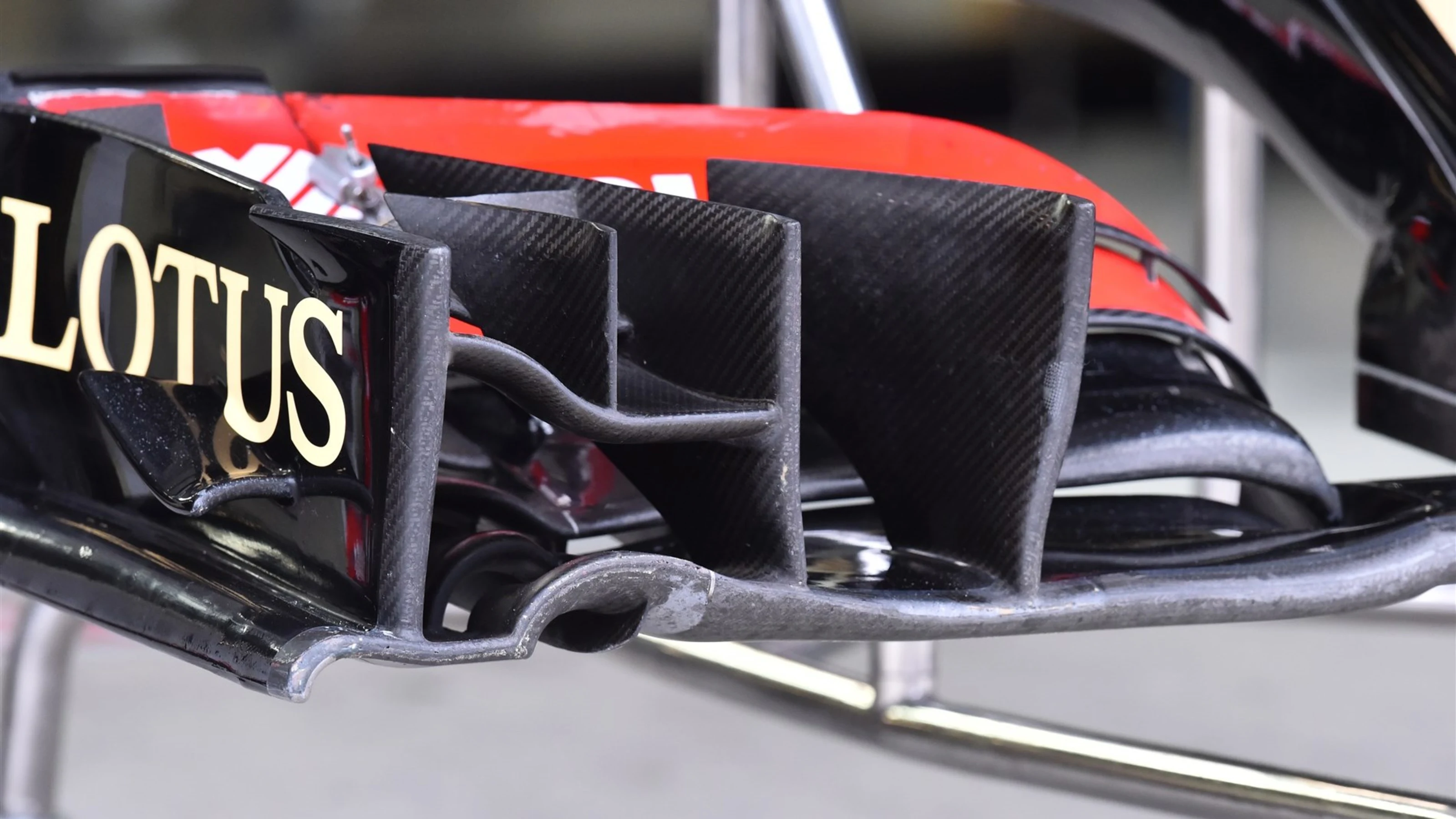 Lotus E23 Hybrid front wing detail at Formula One World Championship, Rd14, Japanese Grand Prix,