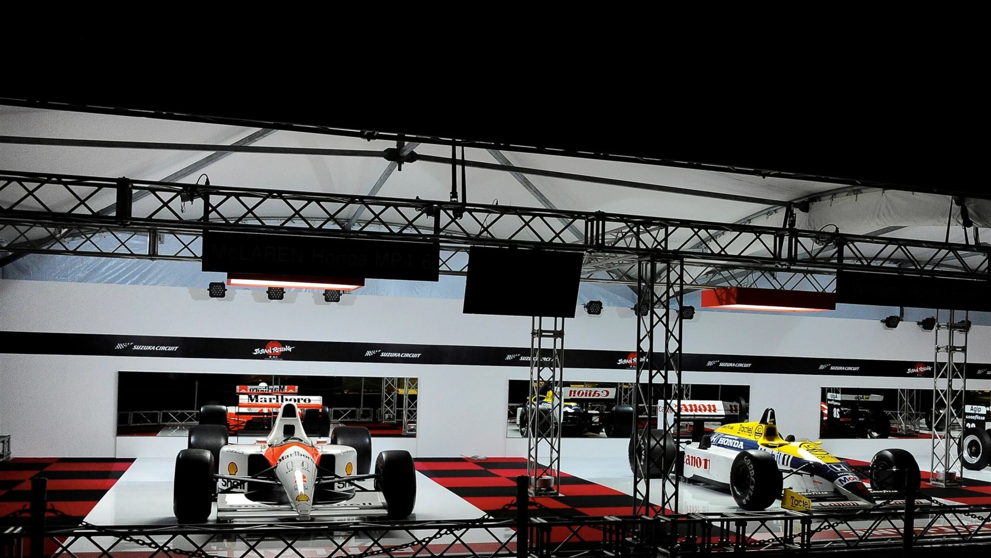 Honda display with Williams and McLaren at Formula One World Championship, Rd14, Japanese Grand