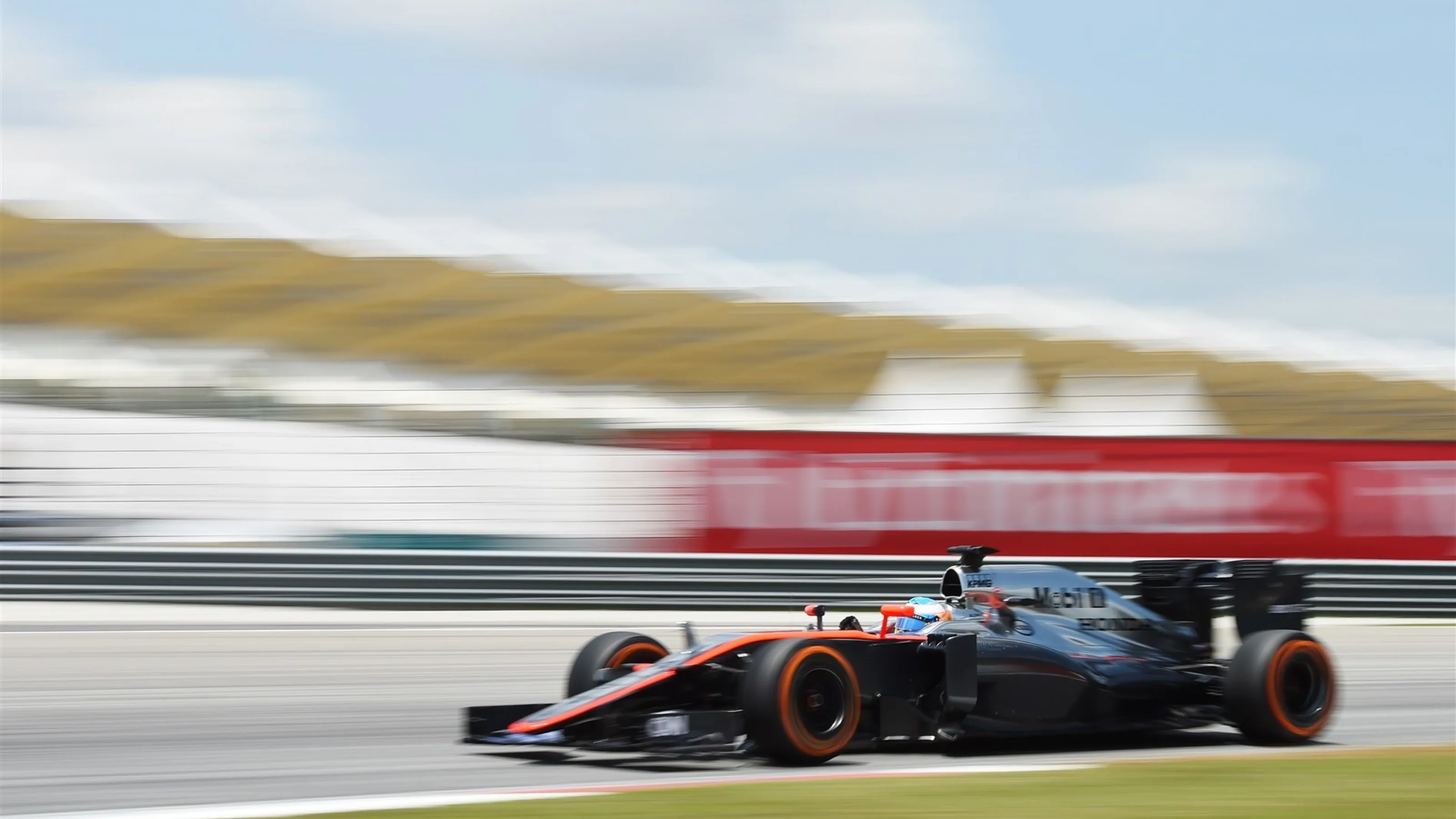 Fernando Alonso (ESP) McLaren MP4-30 at Formula One World Championship, Rd2, Malaysian Grand Prix,