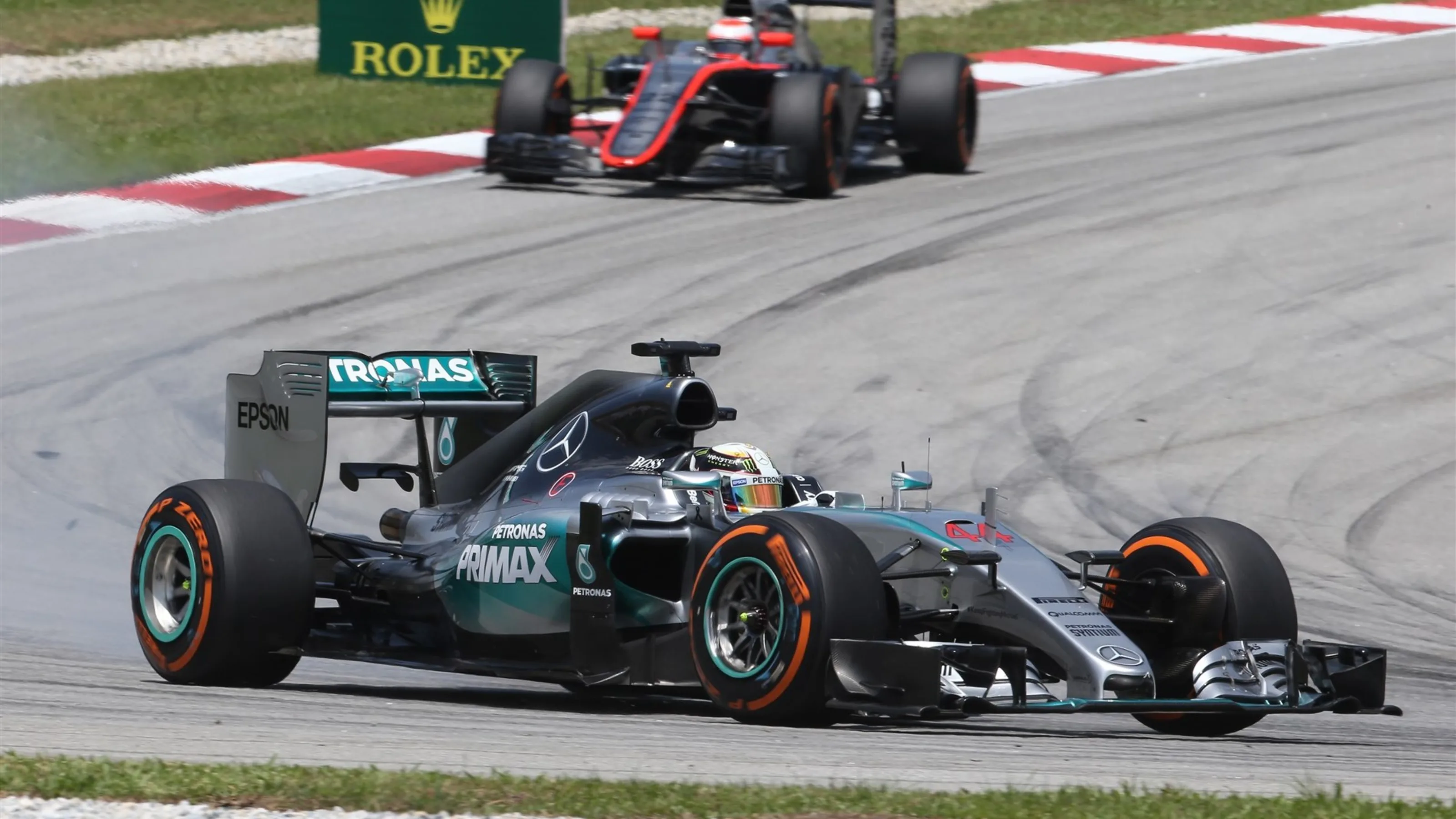 Lewis Hamilton (GBR) Mercedes AMG F1 W06 at Formula One World Championship, Rd2, Malaysian Grand