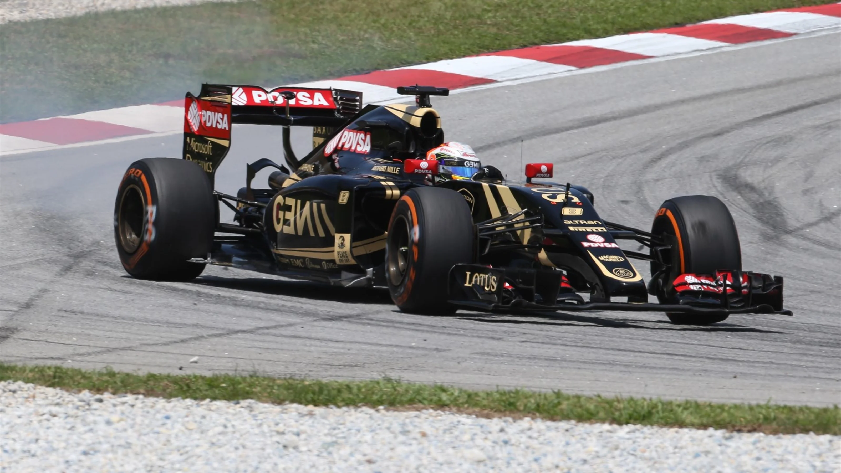 Romain Grosjean (FRA) Lotus E23 Hybrid at Formula One World Championship, Rd2, Malaysian Grand