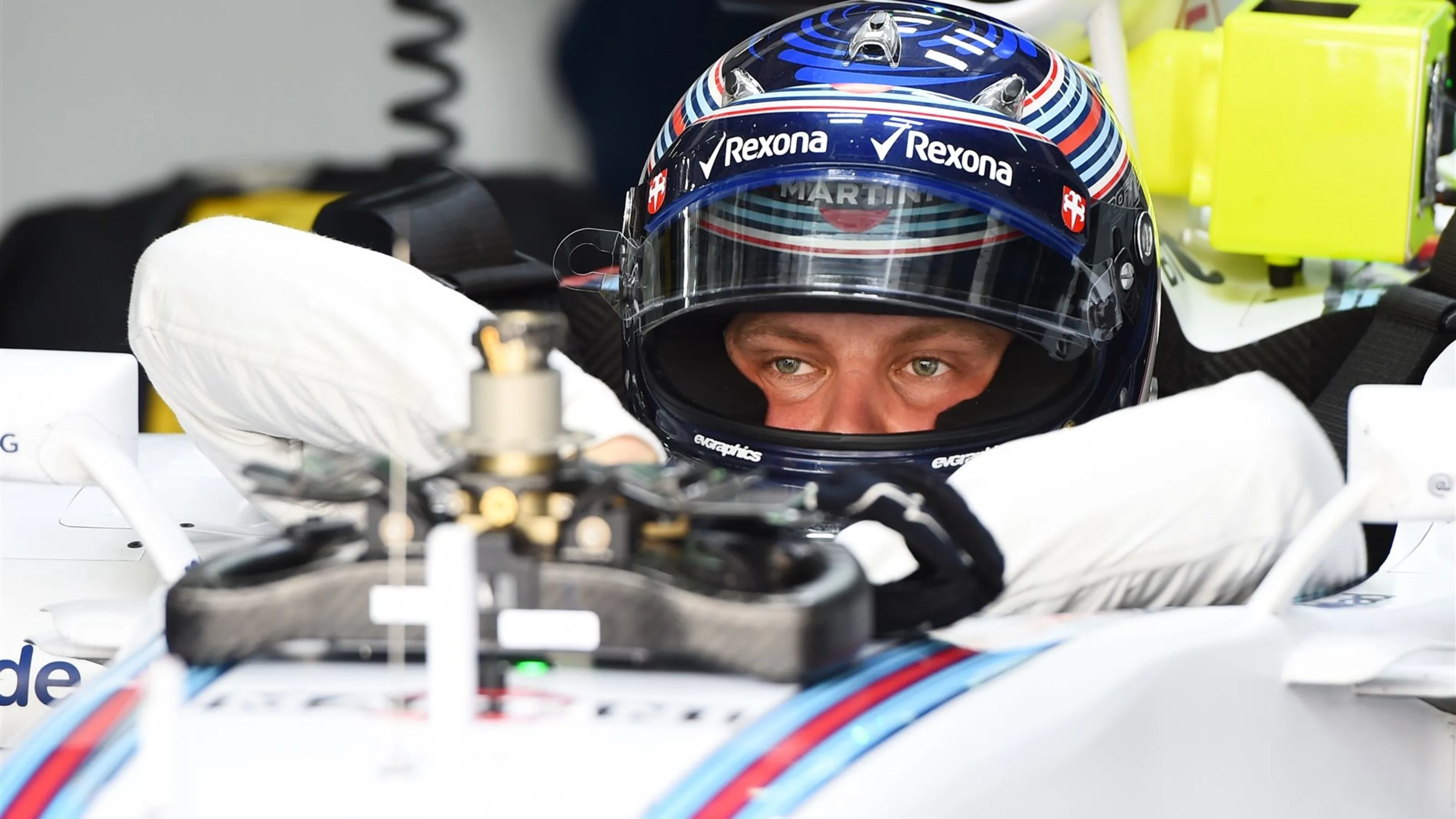 Valtteri Bottas (FIN) Williams FW37 at Formula One World Championship, Rd2, Malaysian Grand Prix,