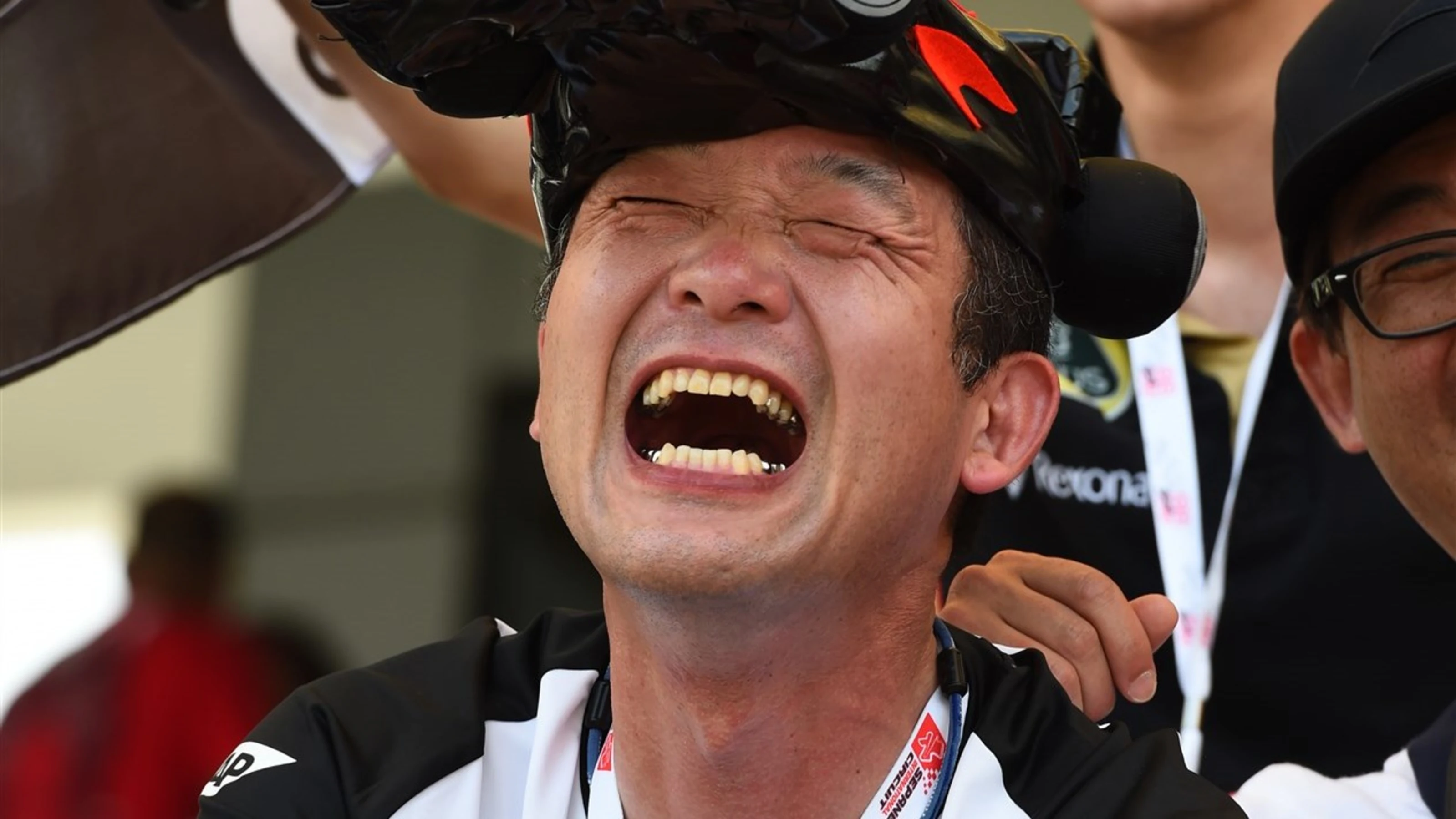 Fans at Formula One World Championship, Rd2, Malaysian Grand Prix, Race, Sepang, Malaysia, Sunday