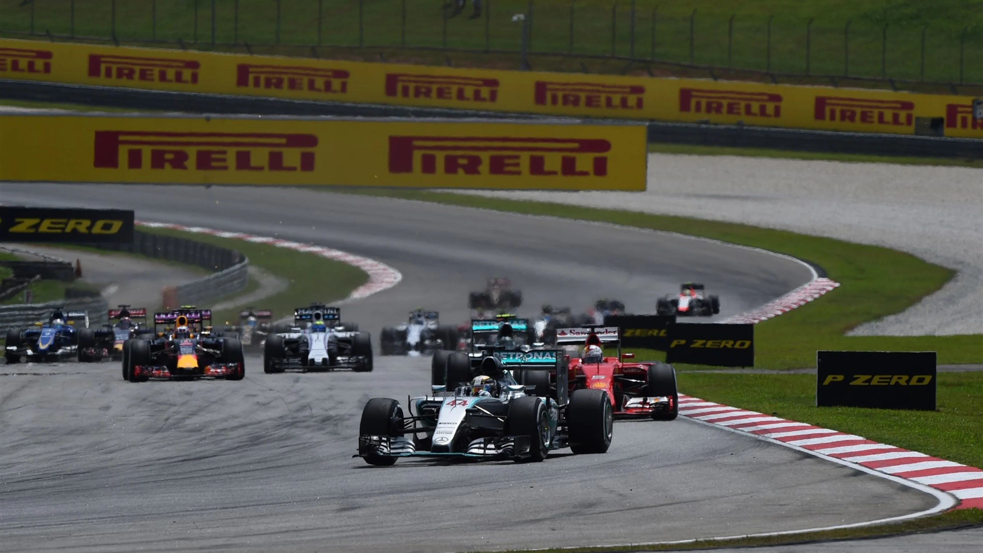 Lewis Hamilton (GBR) Mercedes AMG F1 W06 leads at the start of the race at Formula One World
