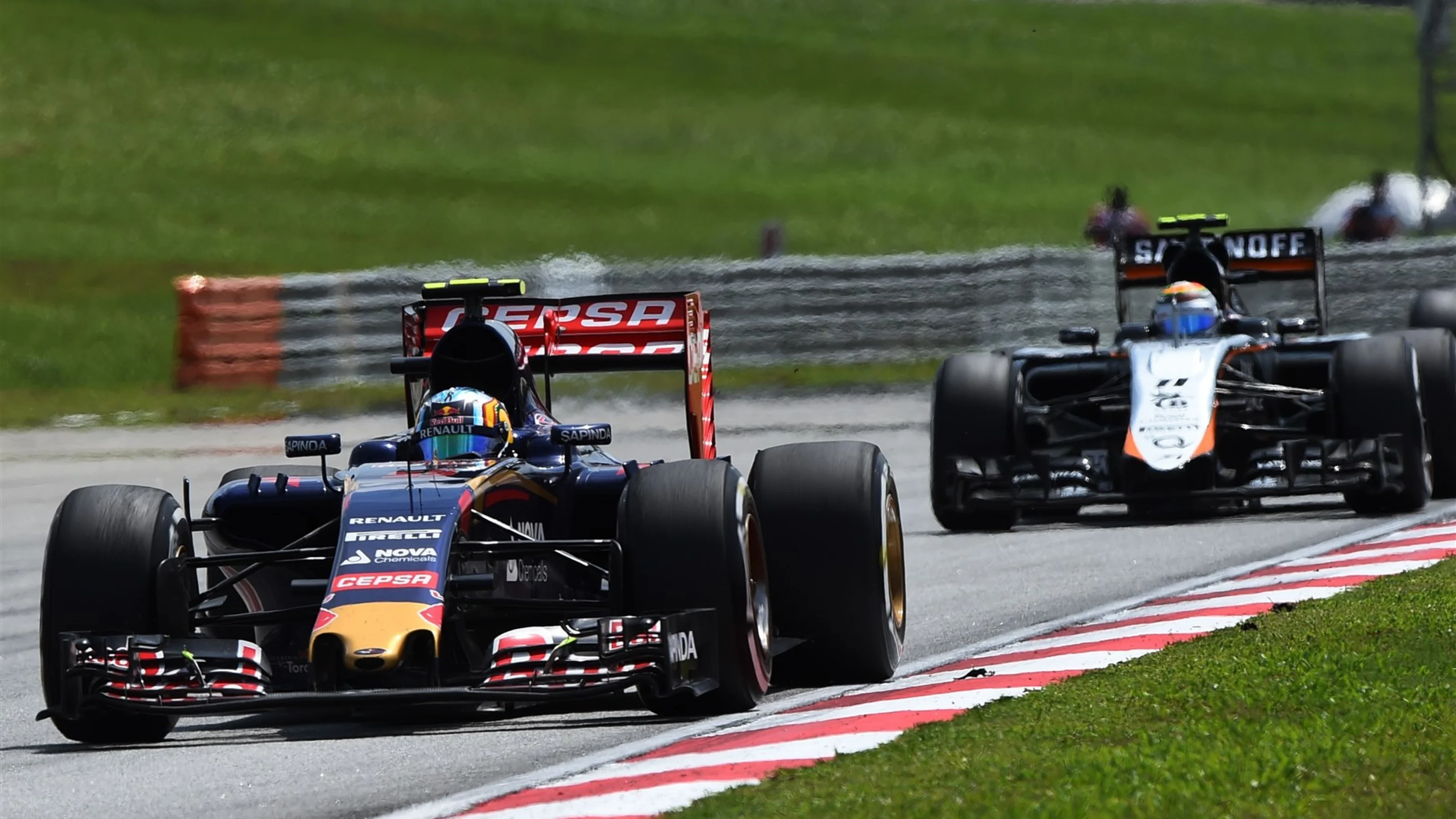 Carlos Sainz jr (ESP) Scuderia Toro Rosso STR10 at Formula One World Championship, Rd2, Malaysian