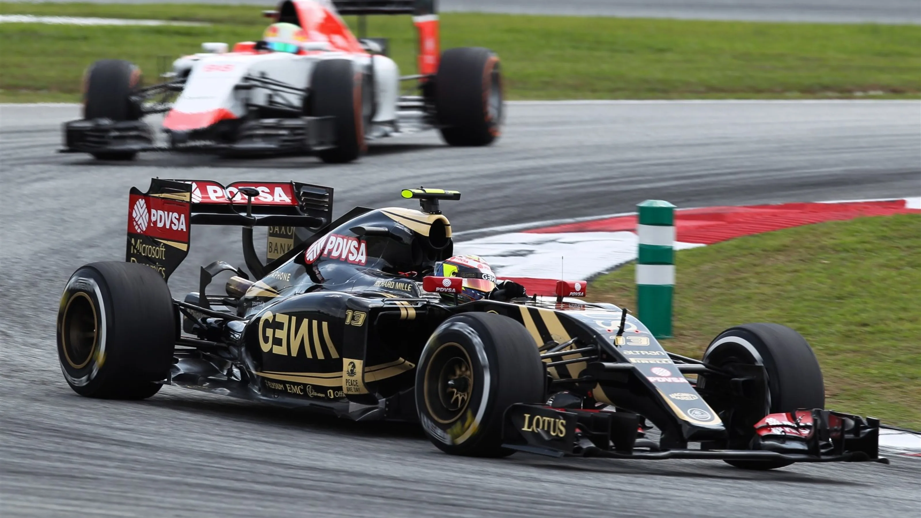 Pastor Maldonado (VEN) Lotus E23 Hybrid at Formula One World Championship, Rd2, Malaysian Grand
