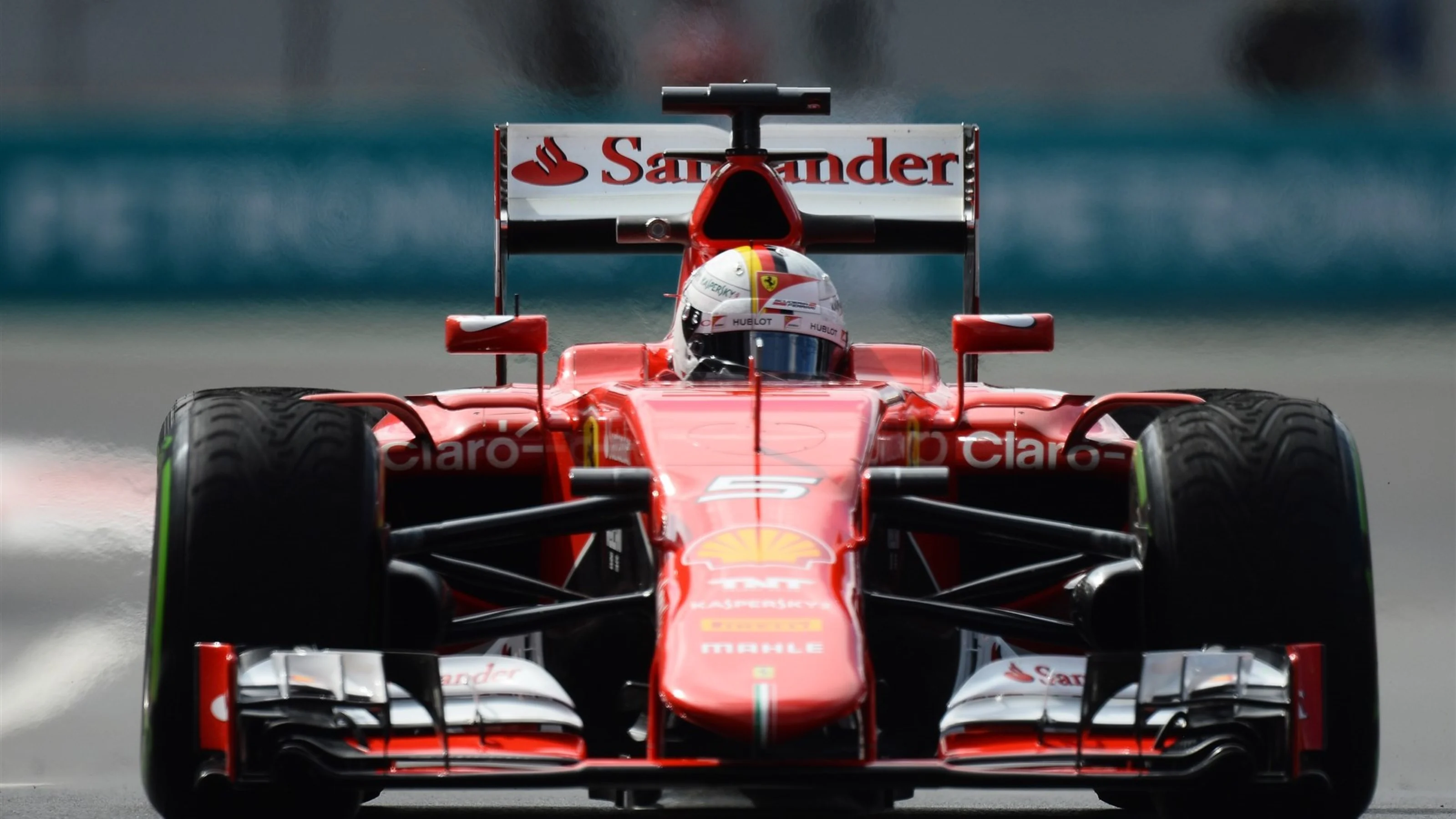 Sebastian Vettel (GER) Ferrari SF15-T at Formula One World Championship, Rd17, Mexican Grand Prix,
