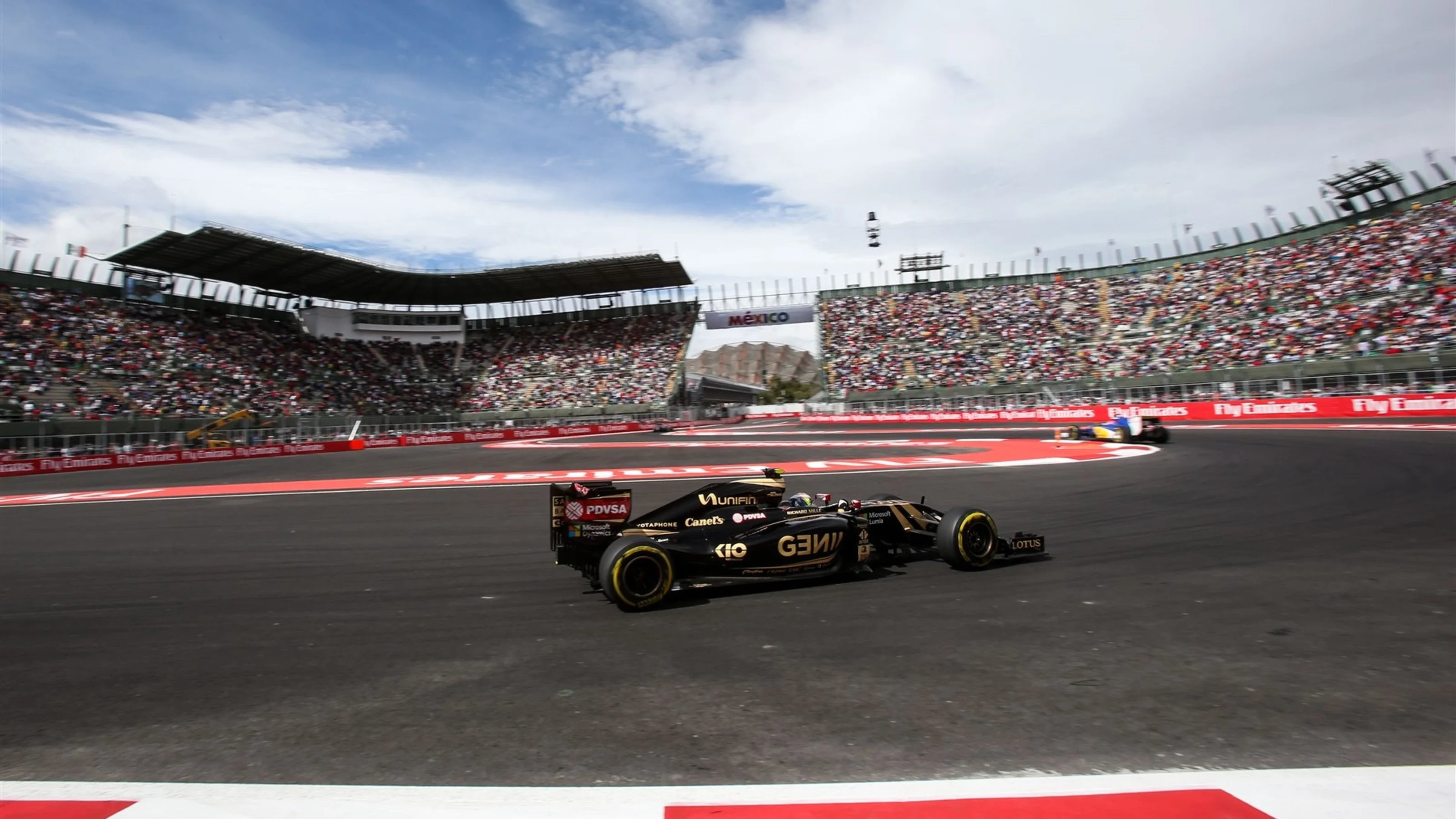 Pastor Maldonado (VEN) Lotus E23 Hybrid at Formula One World Championship, Rd17, Mexican Grand