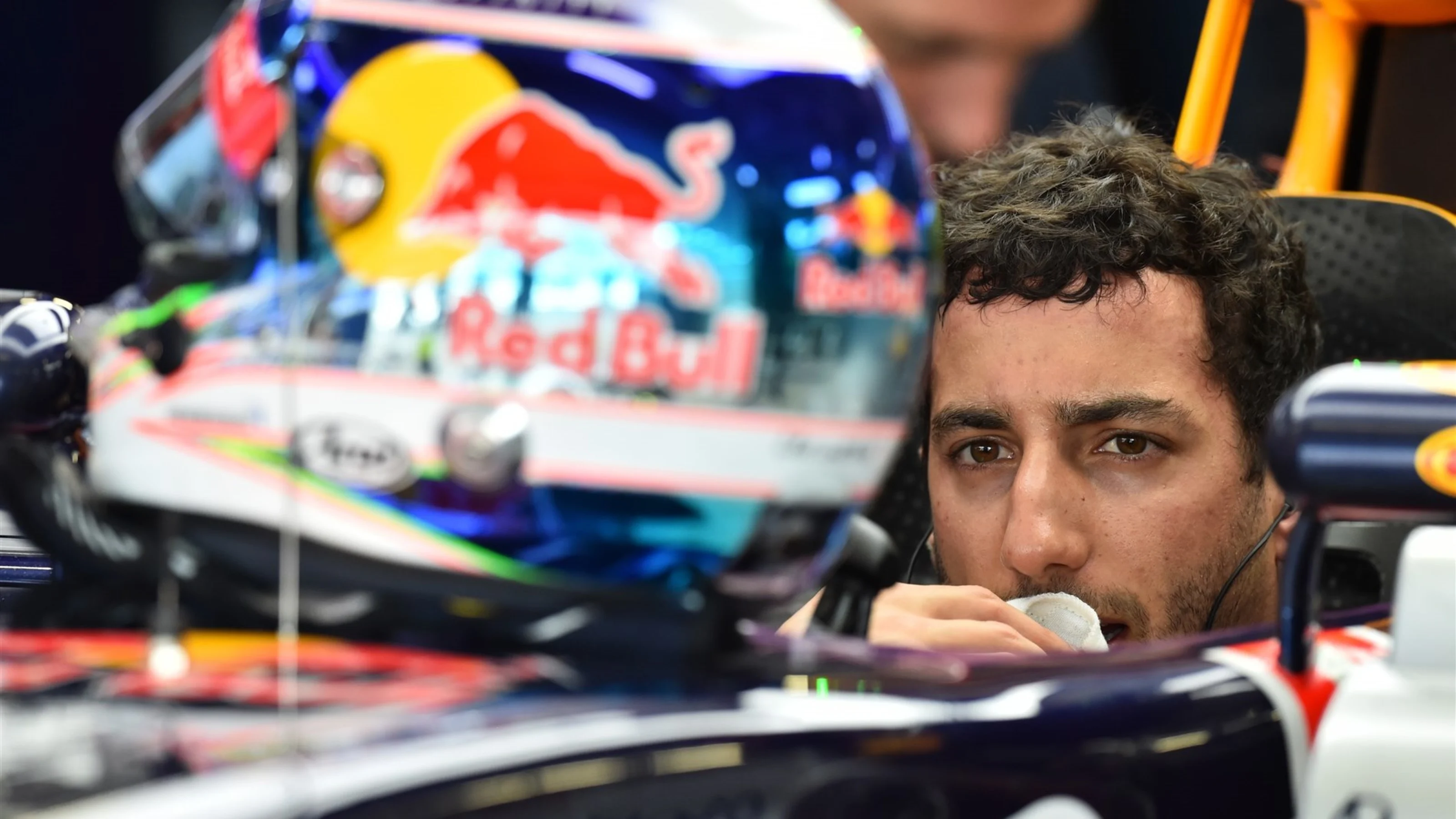Daniel Ricciardo (AUS) Red Bull Racing RB11 at Formula One World Championship, Rd17, Mexican Grand