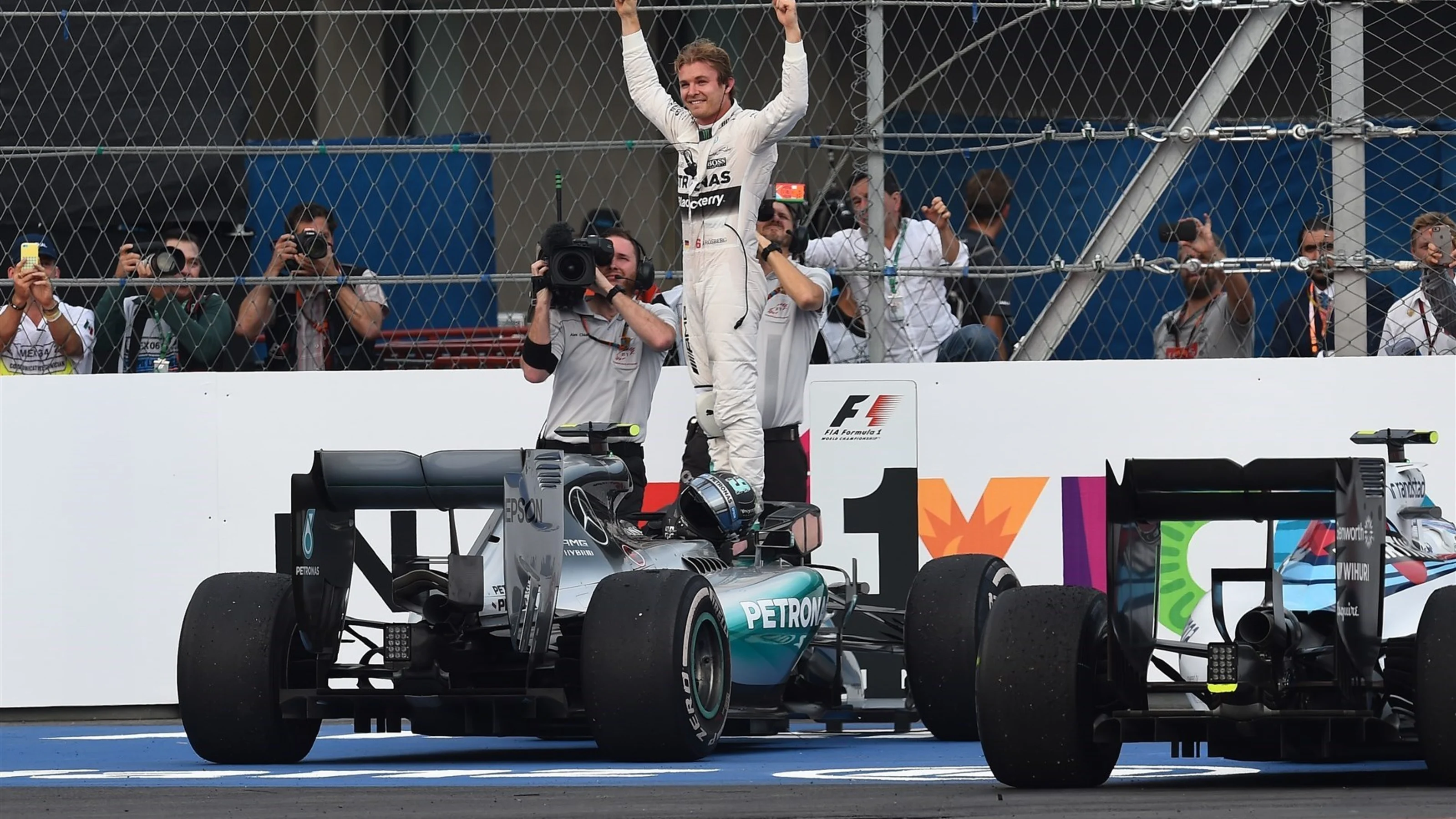 Race winner Nico Rosberg (GER) Mercedes AMG F1 W06 celebrates in parc ferme at Formula One World