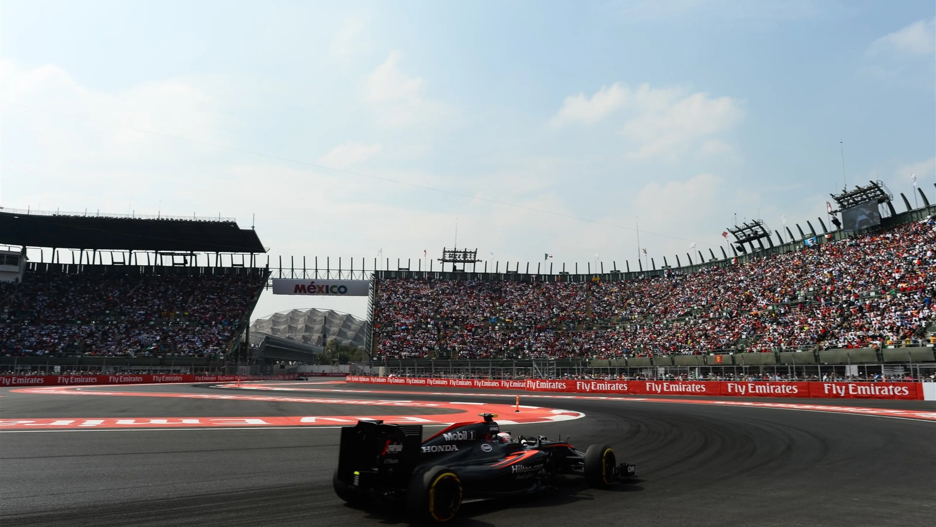 Jenson Button (GBR) McLaren MP4-30 at Formula One World Championship, Rd17, Mexican Grand Prix,