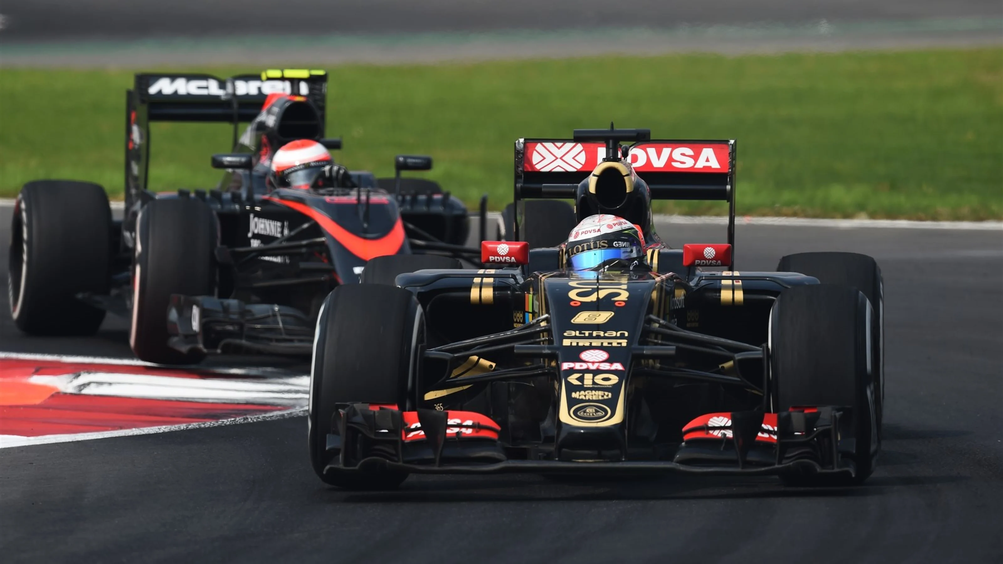 Romain Grosjean (FRA) Lotus E23 Hybrid at Formula One World Championship, Rd17, Mexican Grand Prix,