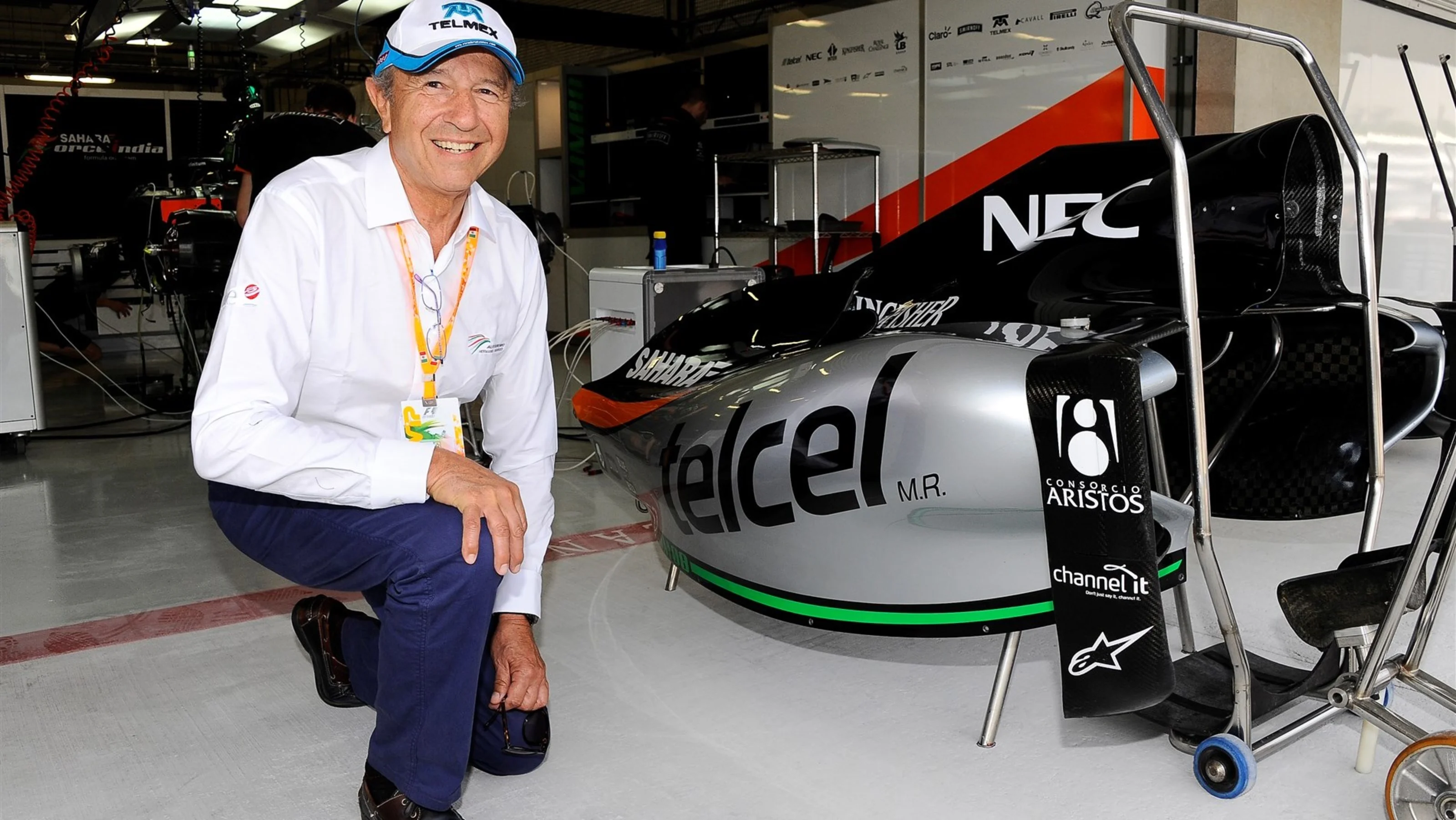 Jo Ramirez (MEX) at Formula One World Championship, Rd17, Mexican Grand Prix, Preparations, Circuit