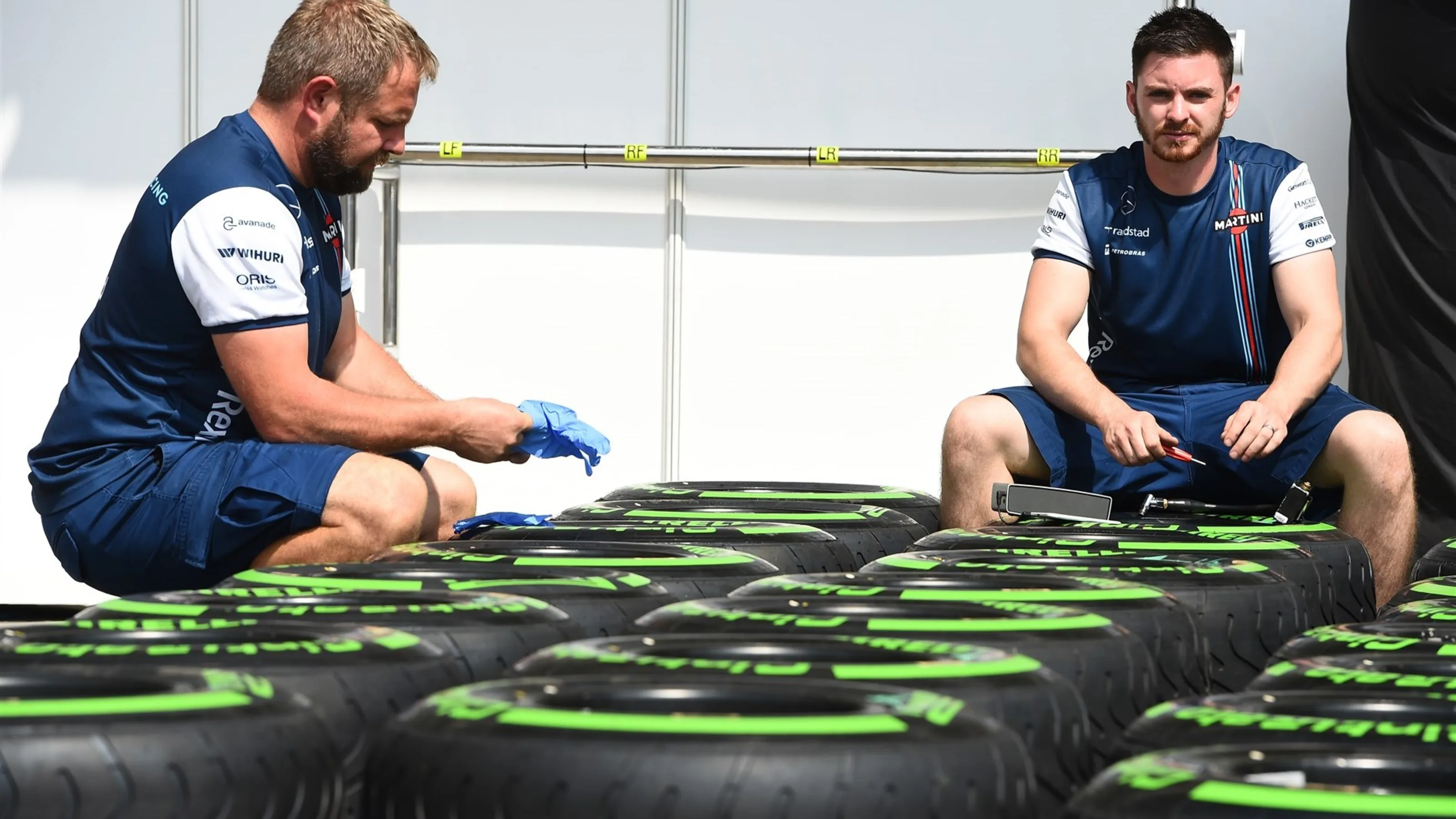Williams mechanics and Pirelli tyres at Formula One World Championship, Rd17, Mexican Grand Prix,