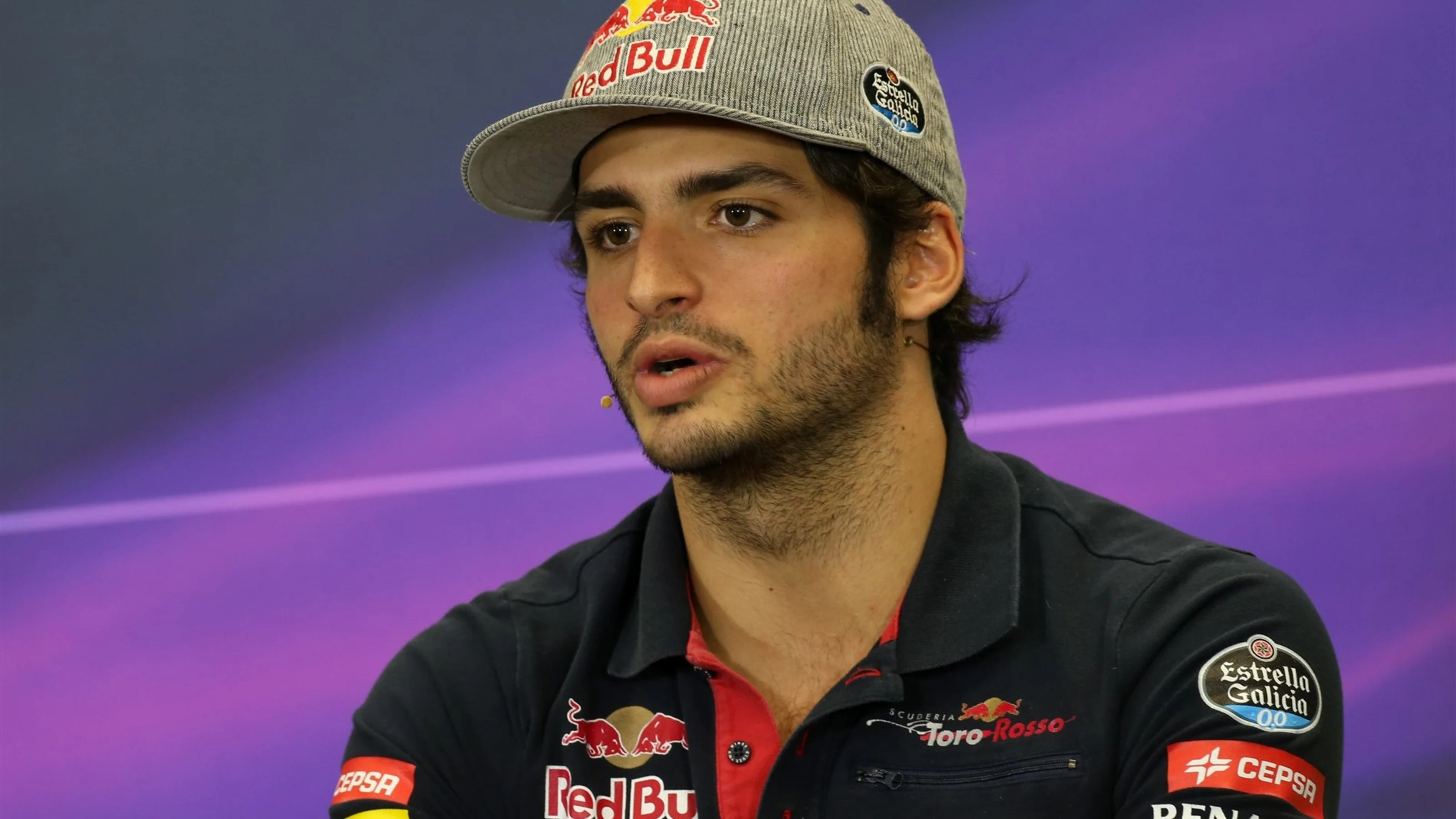 Carlos Sainz jr (ESP) Scuderia Toro Rosso at the press conference at Formula One World