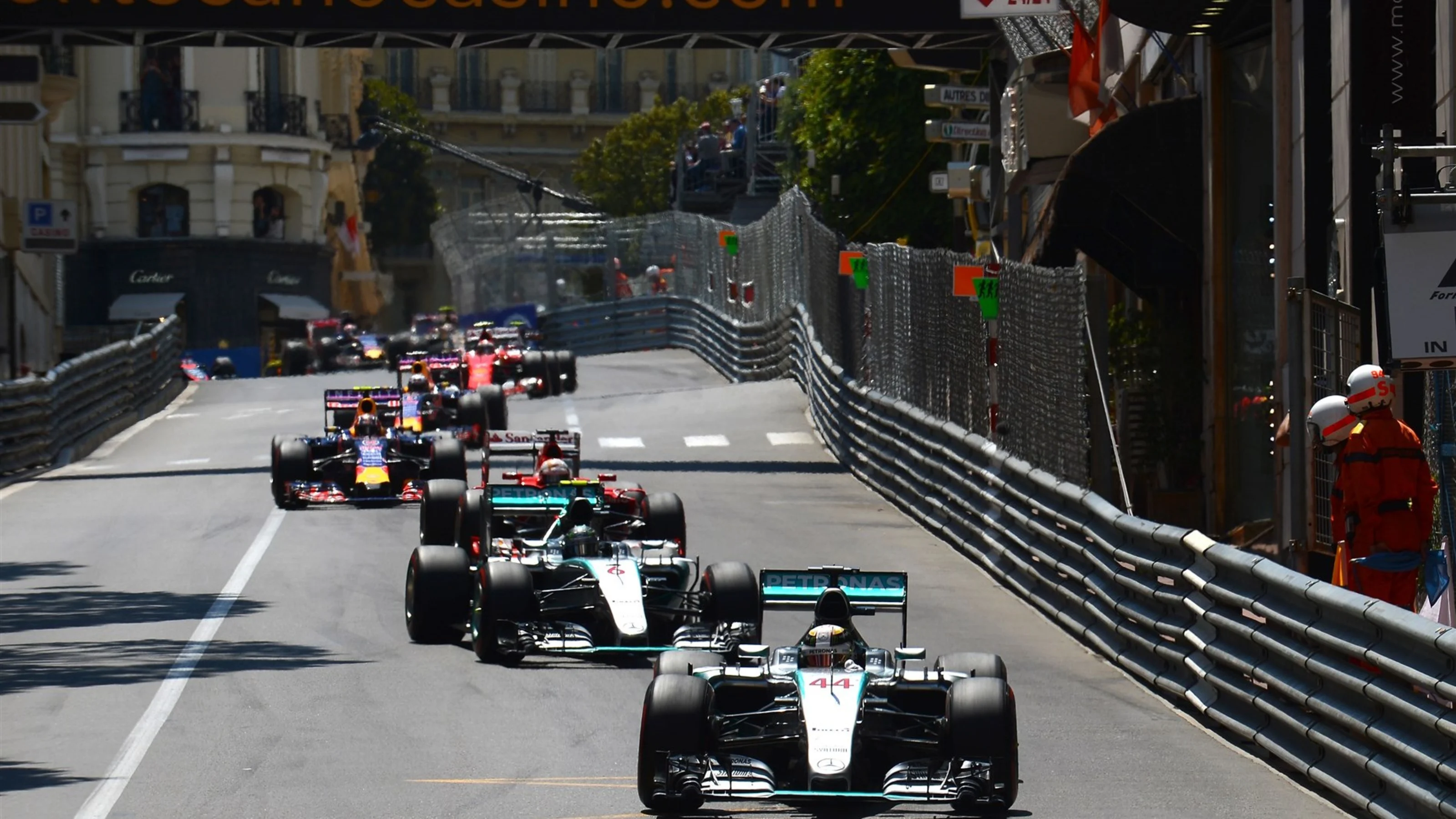 Lewis Hamilton (GBR) Mercedes AMG F1 W06 leads at the start of the race at Formula One World