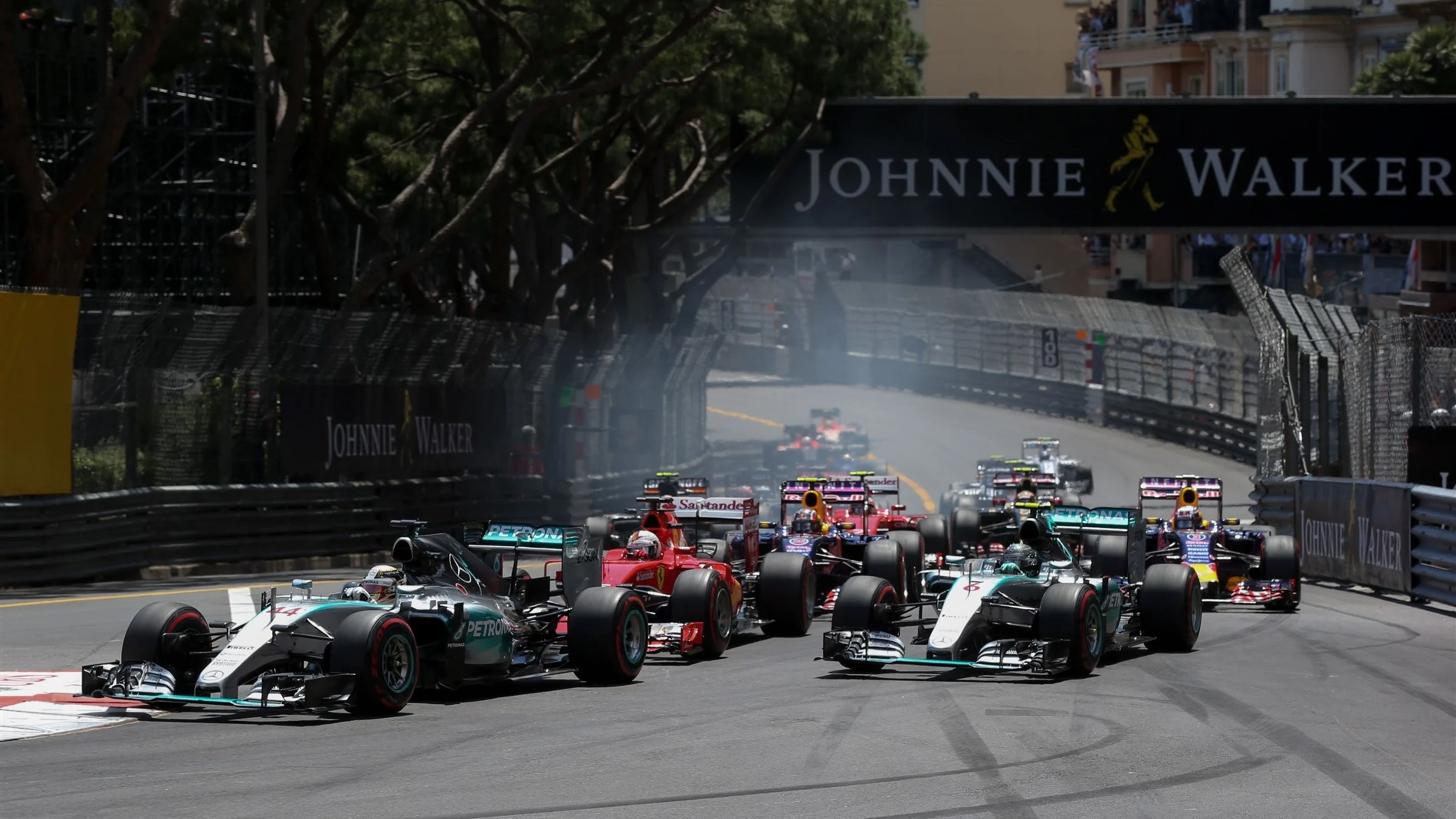 Lewis Hamilton (GBR) Mercedes AMG F1 W06 leads at the start of the race at Formula One World