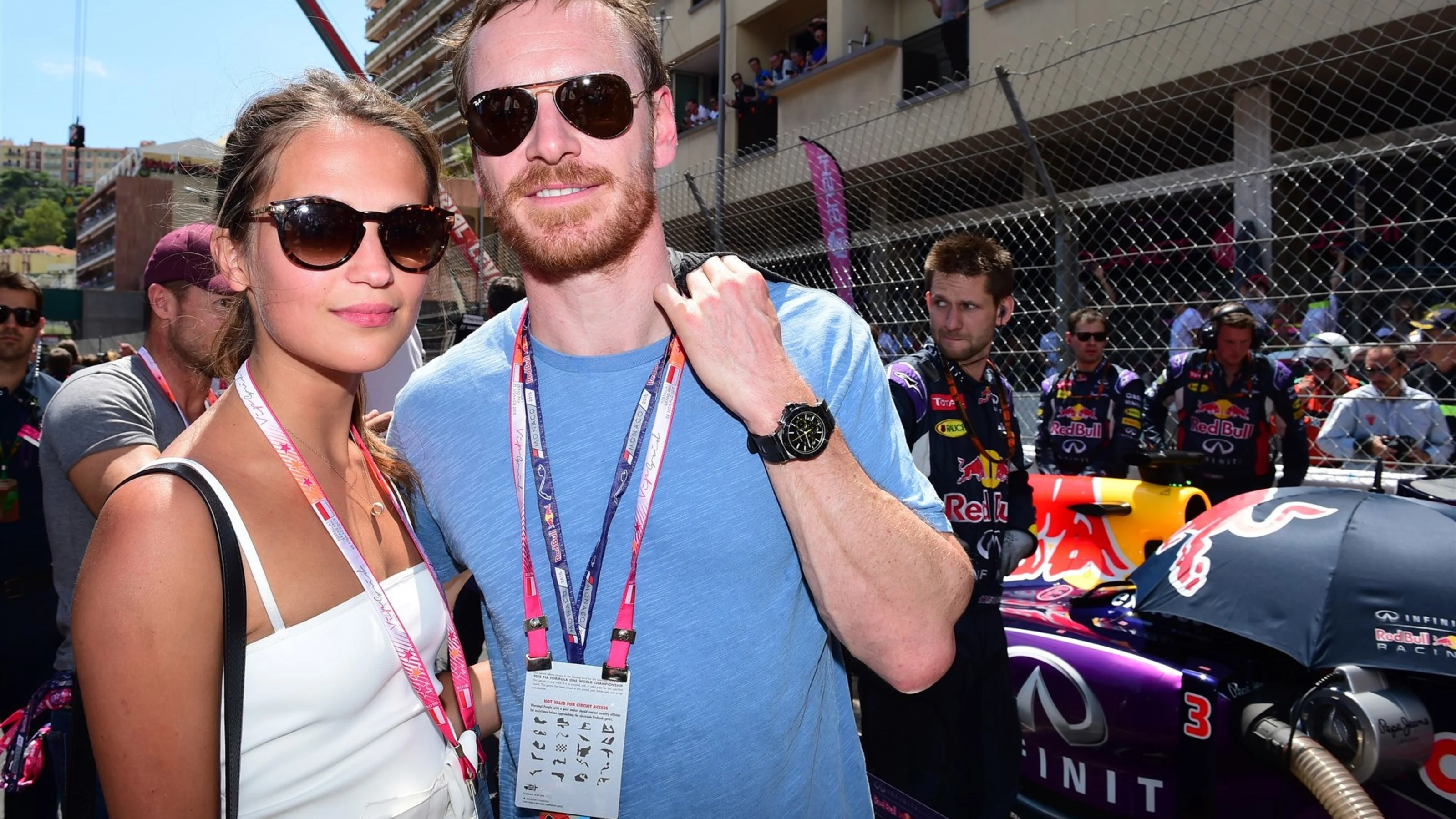 Michael Fassbender (GER) Hollywood Actor with his girlfriend Alicia Vikander on the grid at Formula