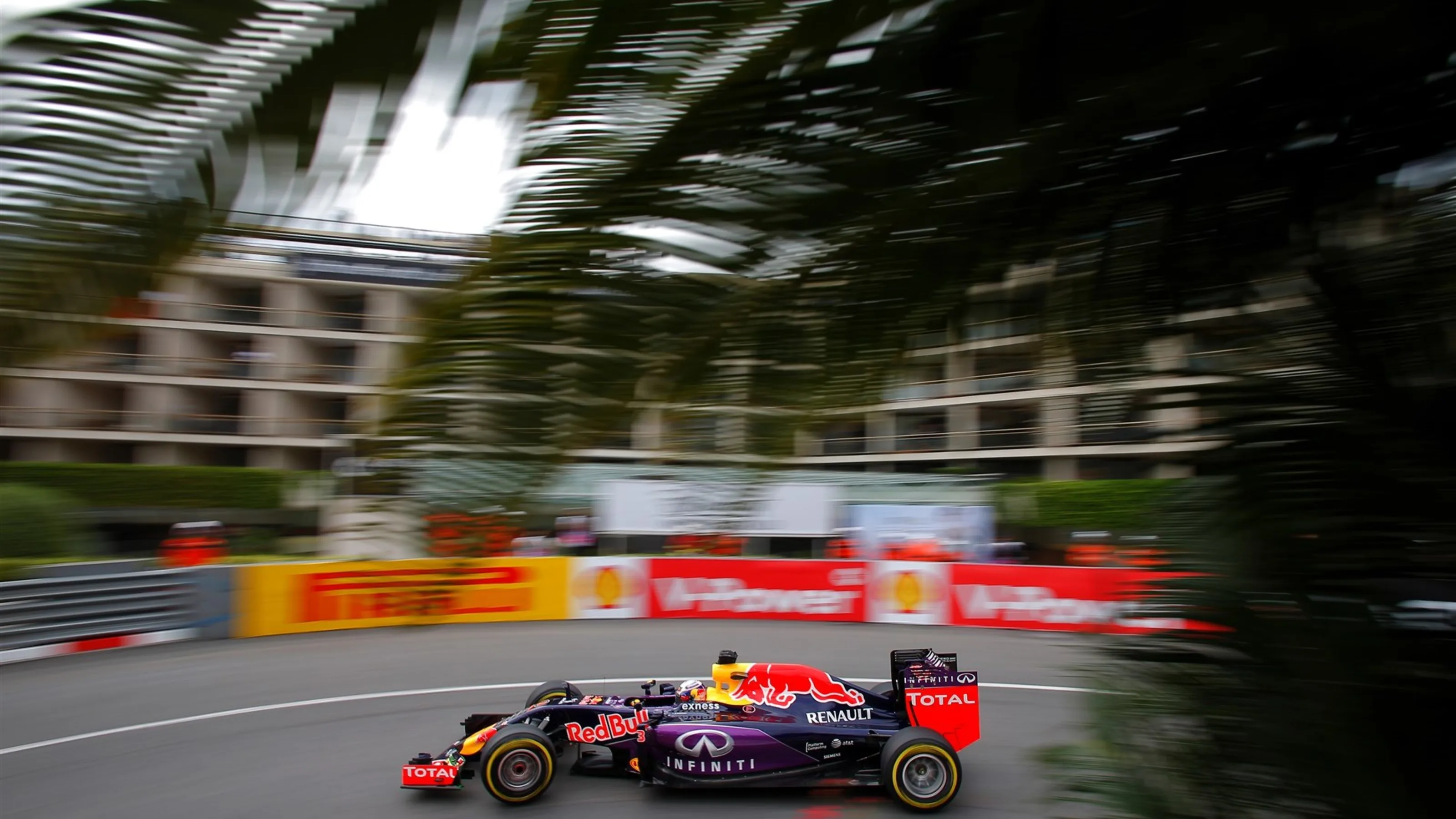 Daniel Ricciardo (AUS) Red Bull Racing RB11 at Formula One World Championship, Rd6, Monaco Grand