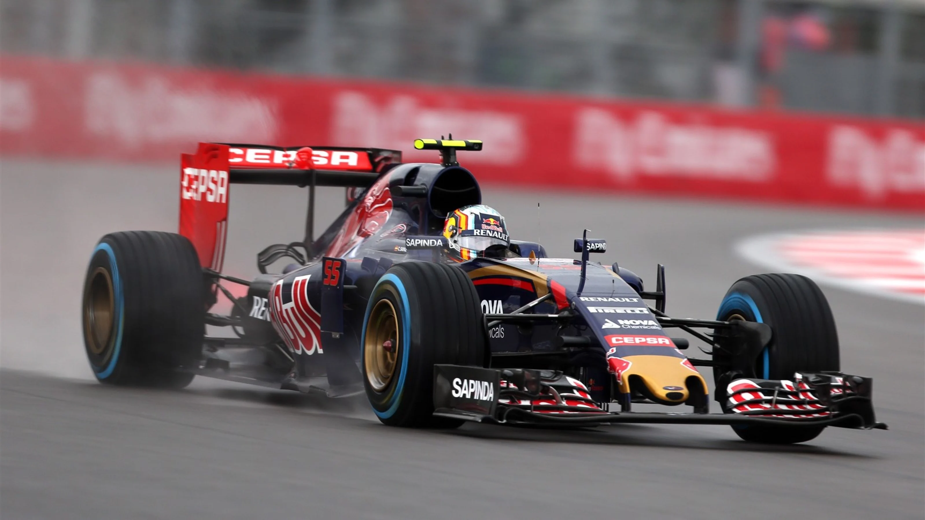 Carlos Sainz jr (ESP) Scuderia Toro Rosso STR10 at Formula One World Championship, Rd15, Russian
