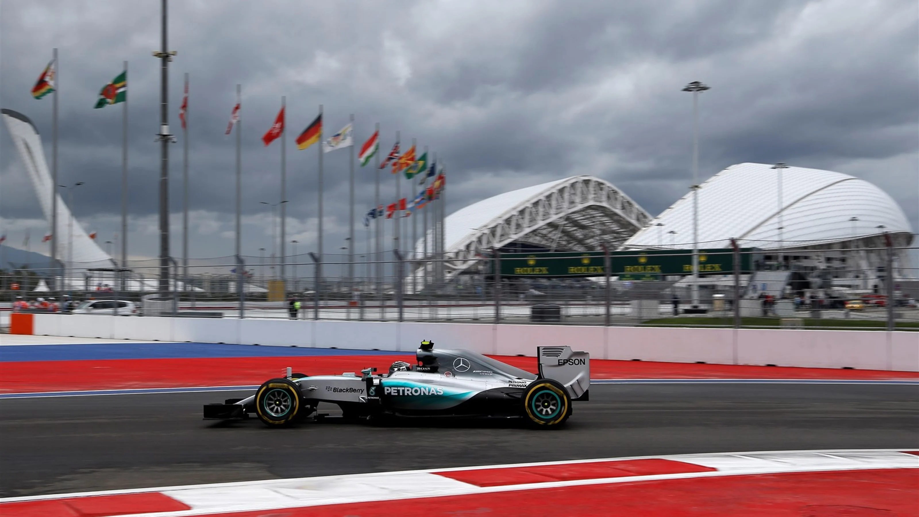 Nico Rosberg (GER) Mercedes AMG F1 W06 at Formula One World Championship, Rd15, Russian Grand Prix,