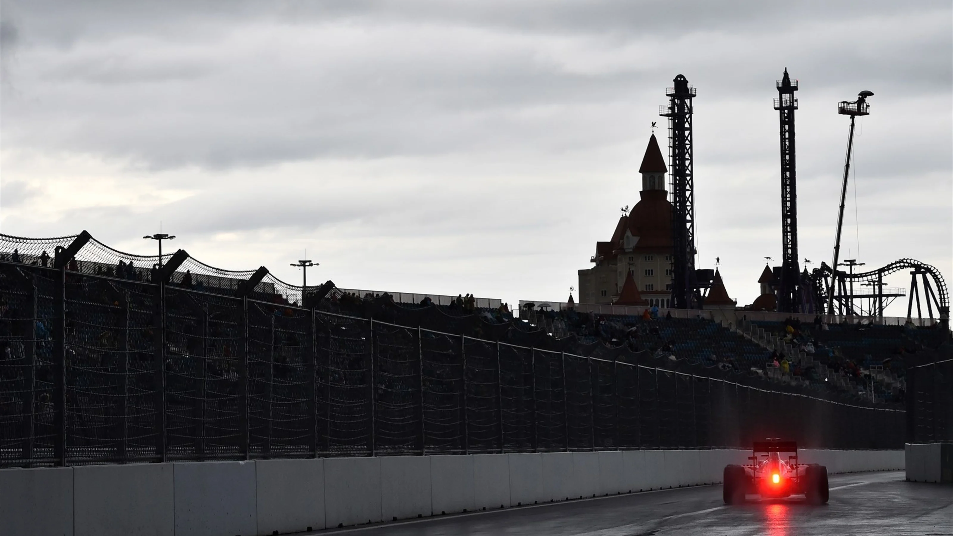 Rear action at Formula One World Championship, Rd15, Russian Grand Prix, Practice, Sochi Autodrom,