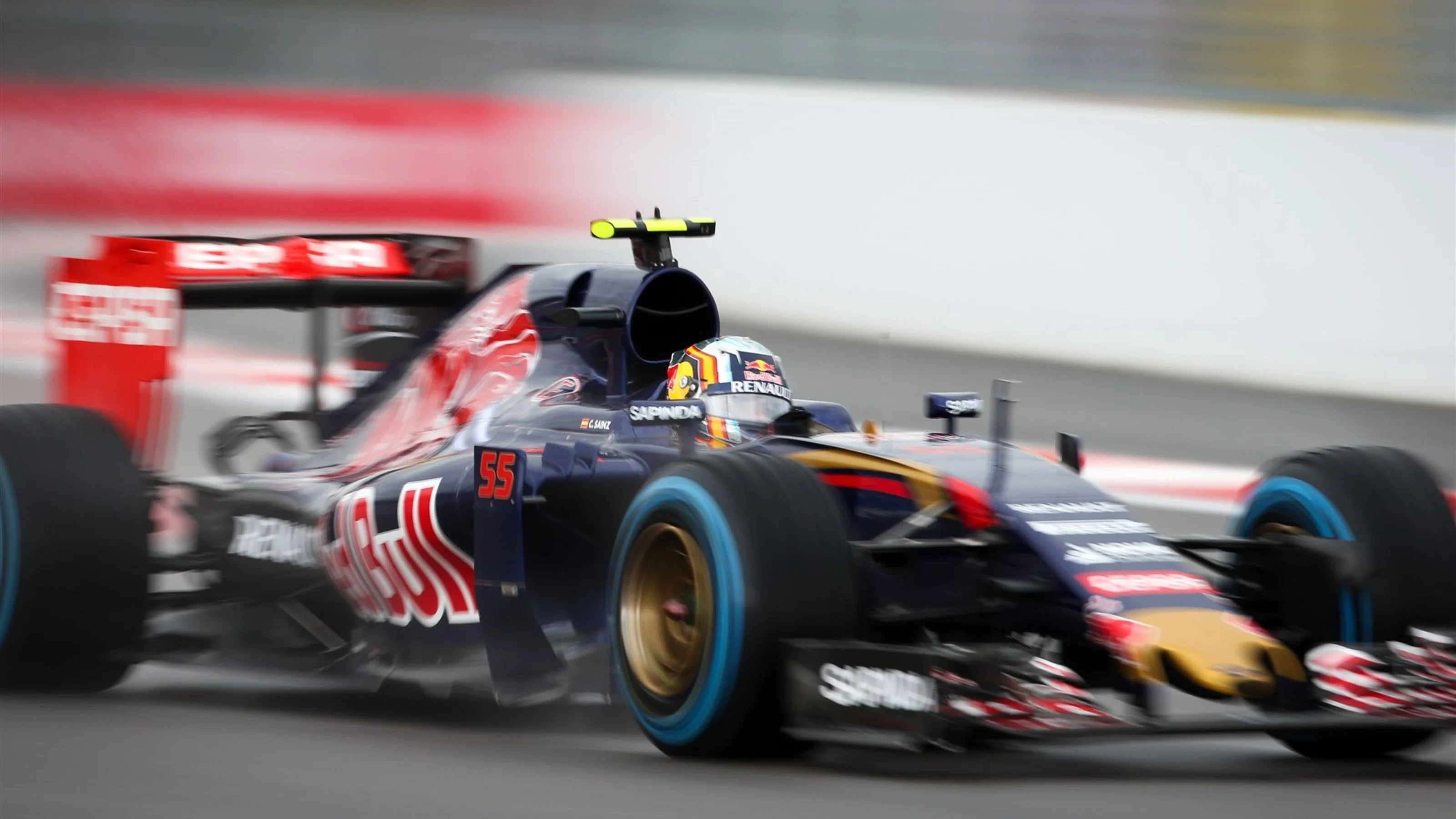 Carlos Sainz jr (ESP) Scuderia Toro Rosso STR10 at Formula One World Championship, Rd15, Russian