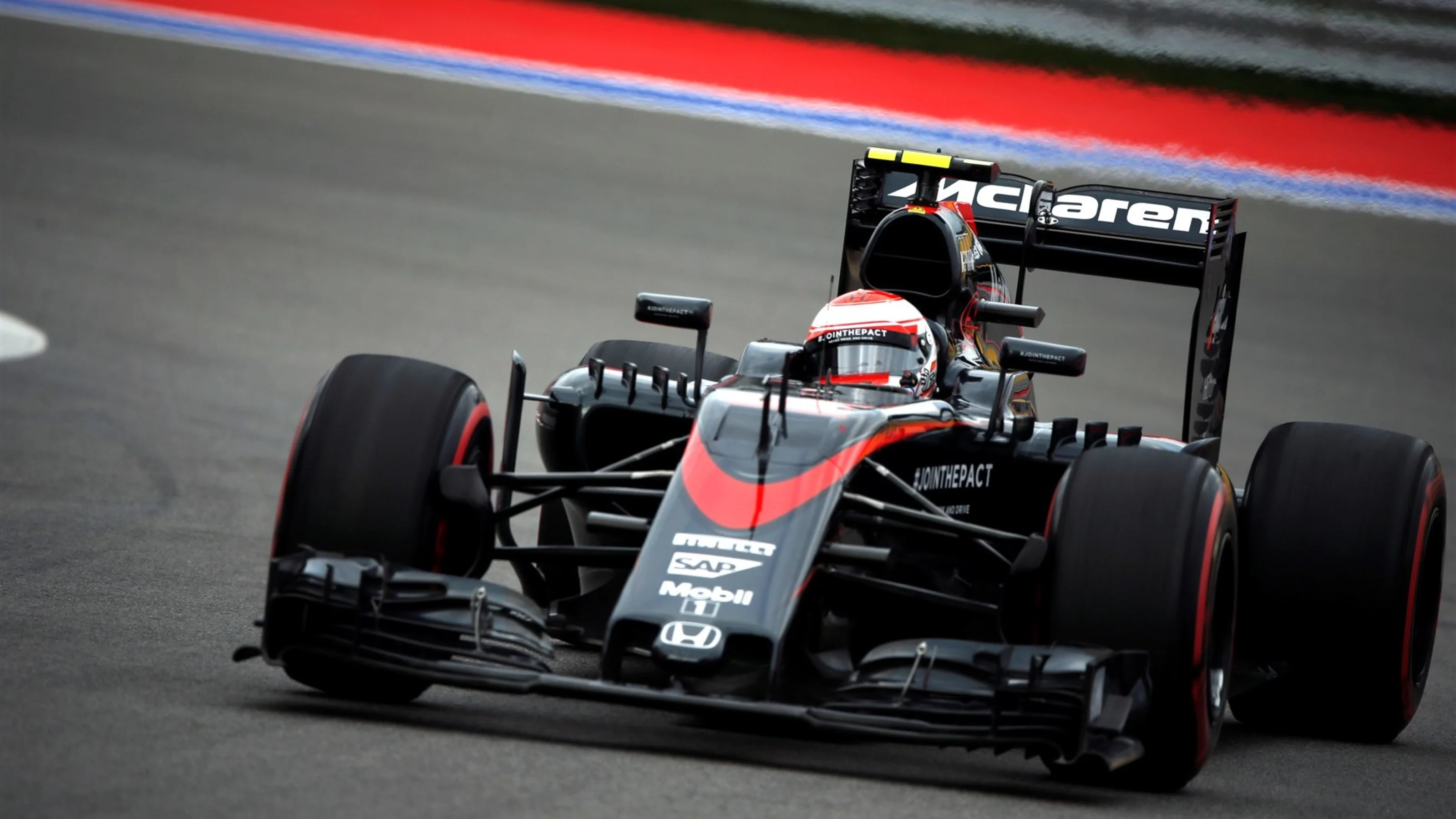 Jenson Button (GBR) McLaren MP4-30 at Formula One World Championship, Rd15, Russian Grand Prix,