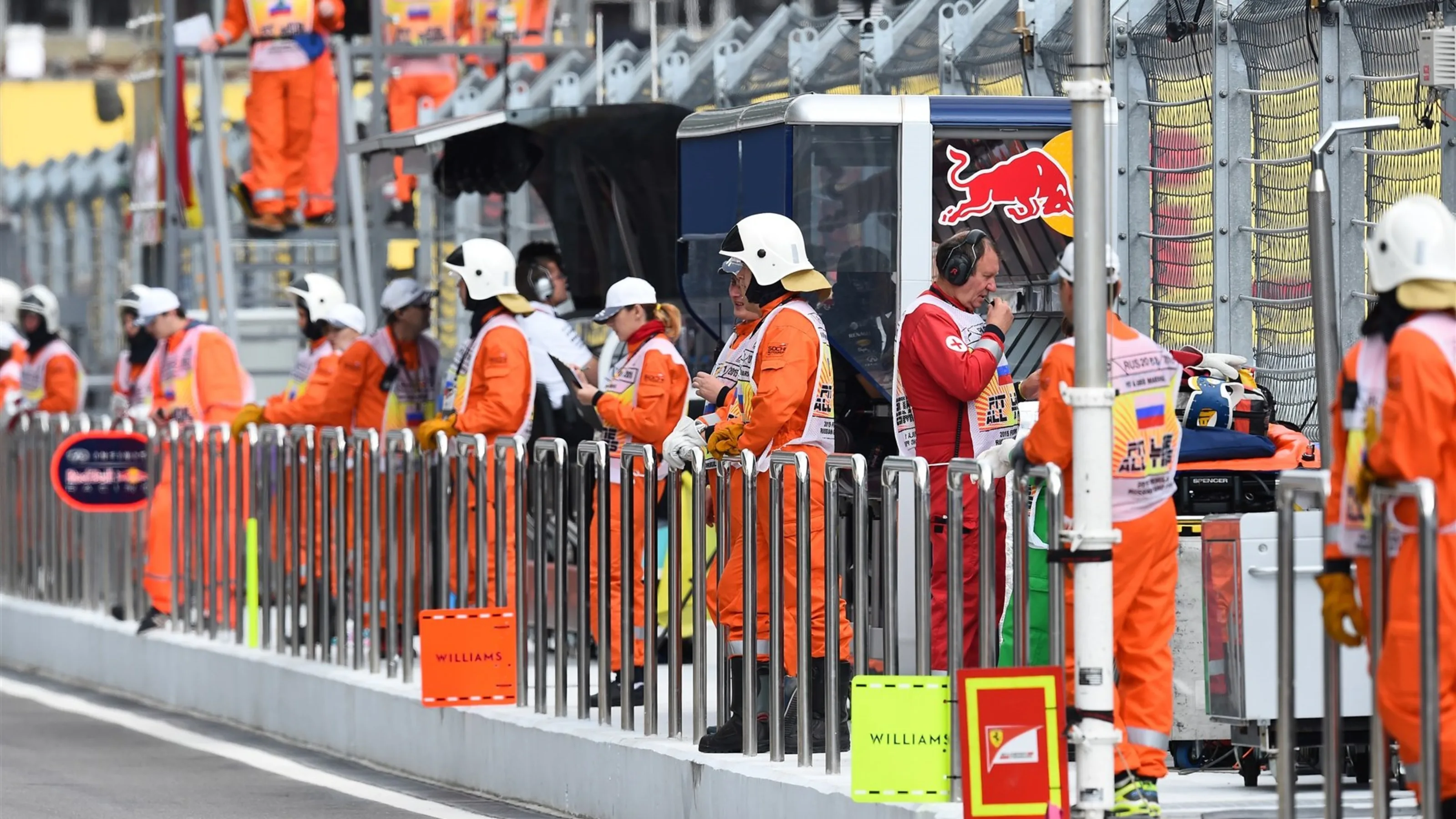 Marshals at Formula One World Championship, Rd15, Russian Grand Prix, Qualifying, Sochi Autodrom,