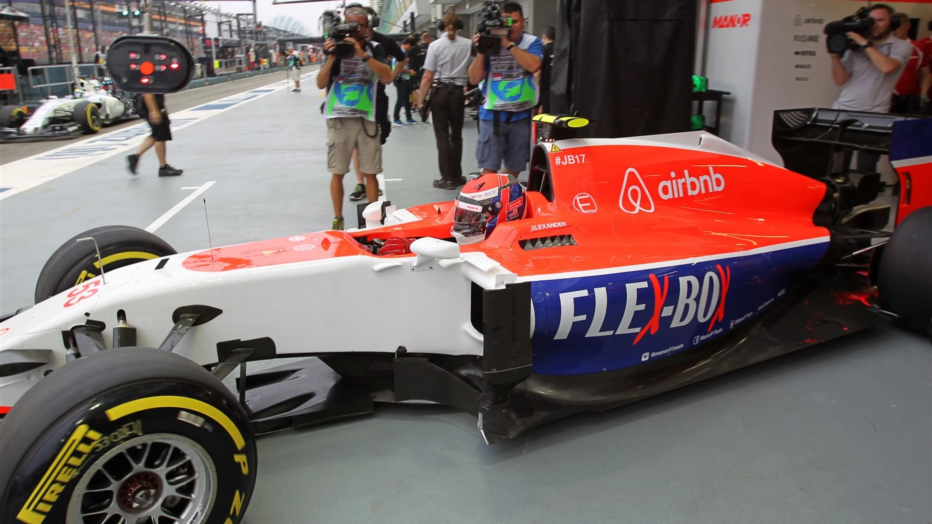 Alexander Rossi (ITA) Manor GP at Formula One World Championship, Rd13, Singapore Grand Prix,