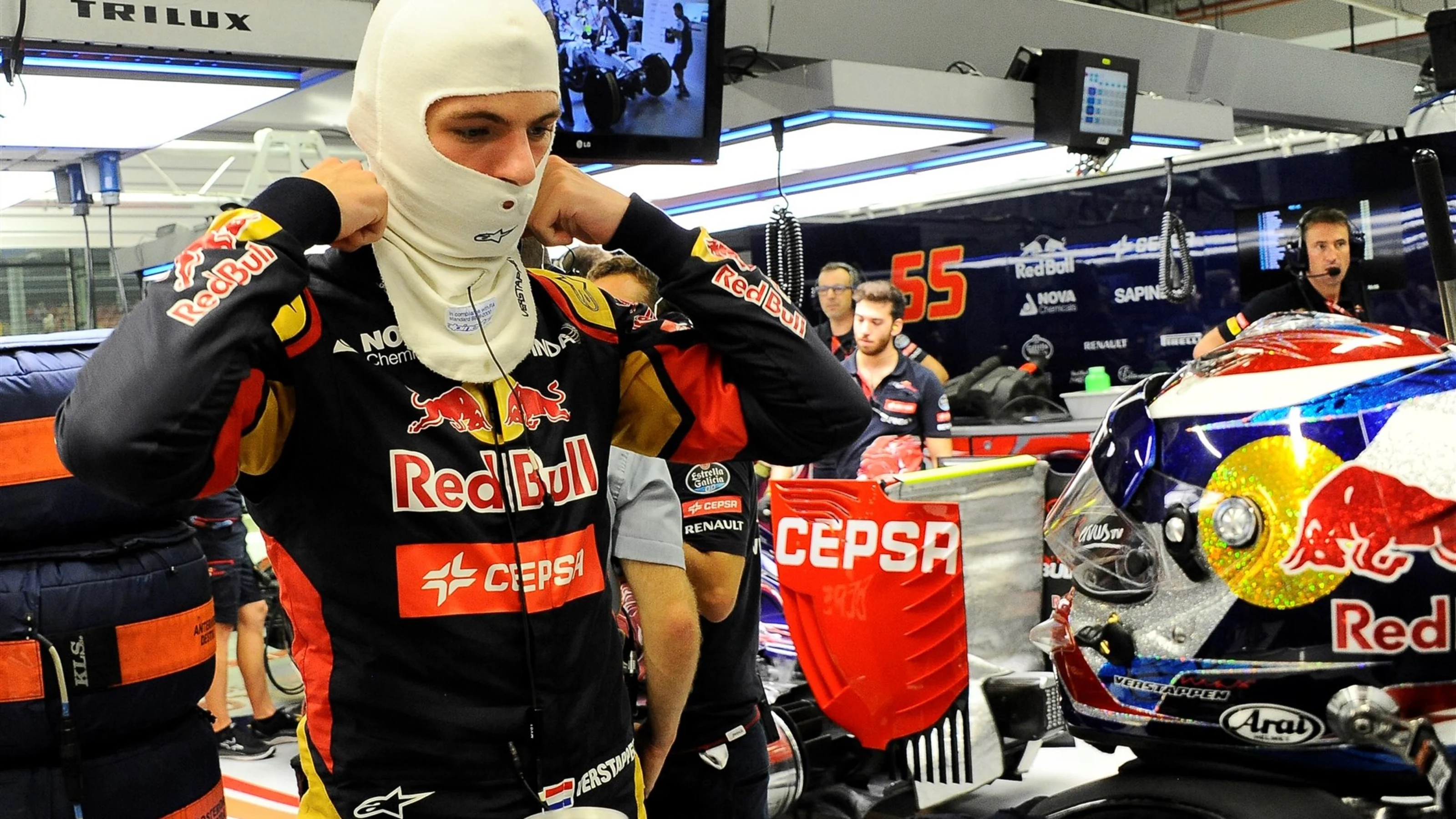 Max Verstappen (NDL) Scuderia Toro Rosso at Formula One World Championship, Rd13, Singapore Grand