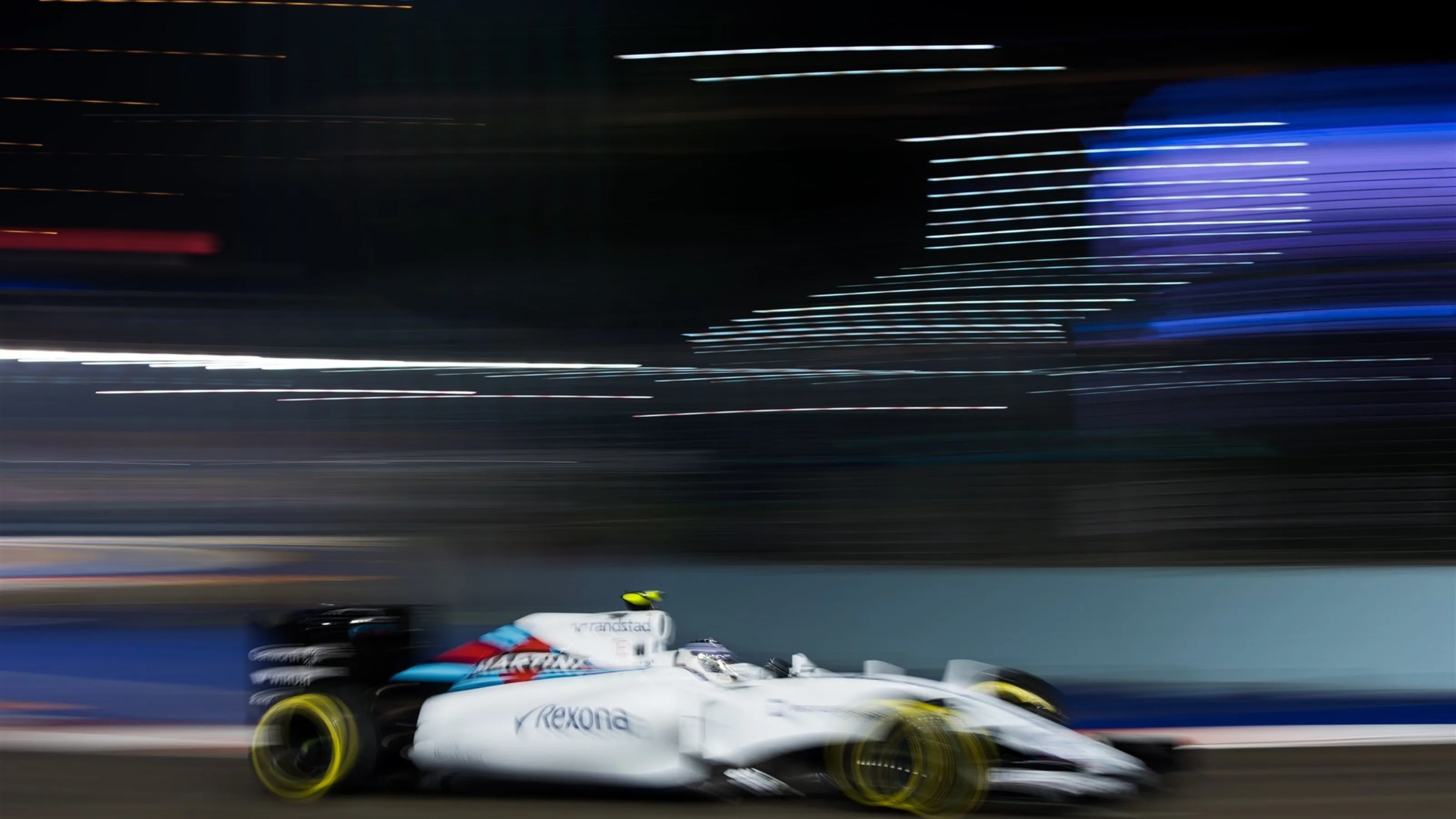 Valtteri Bottas (FIN) Williams FW37 at Formula One World Championship, Rd13, Singapore Grand Prix,