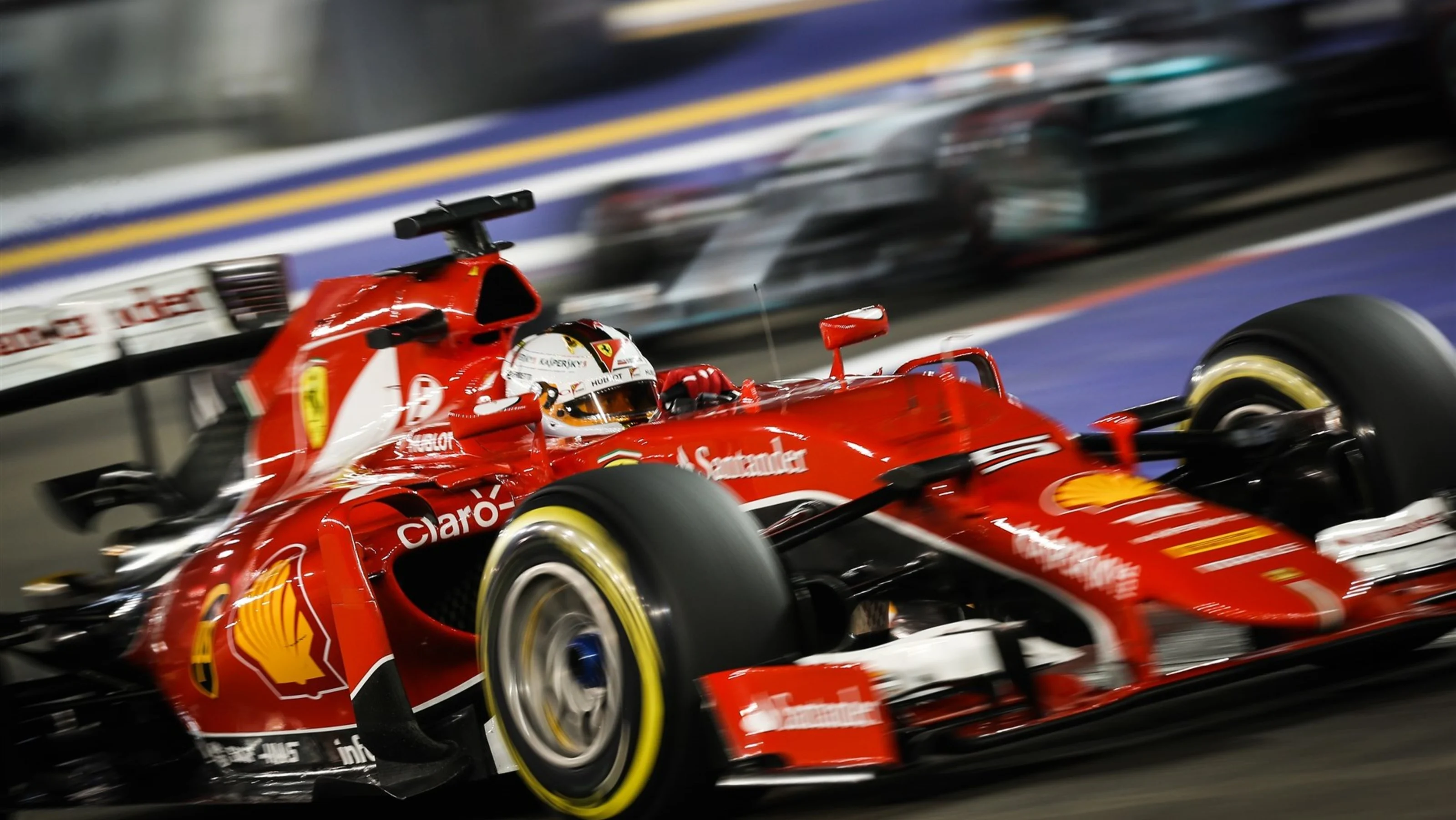 Sebastian Vettel (GER) Ferrari SF15-T at Formula One World Championship, Rd13, Singapore Grand