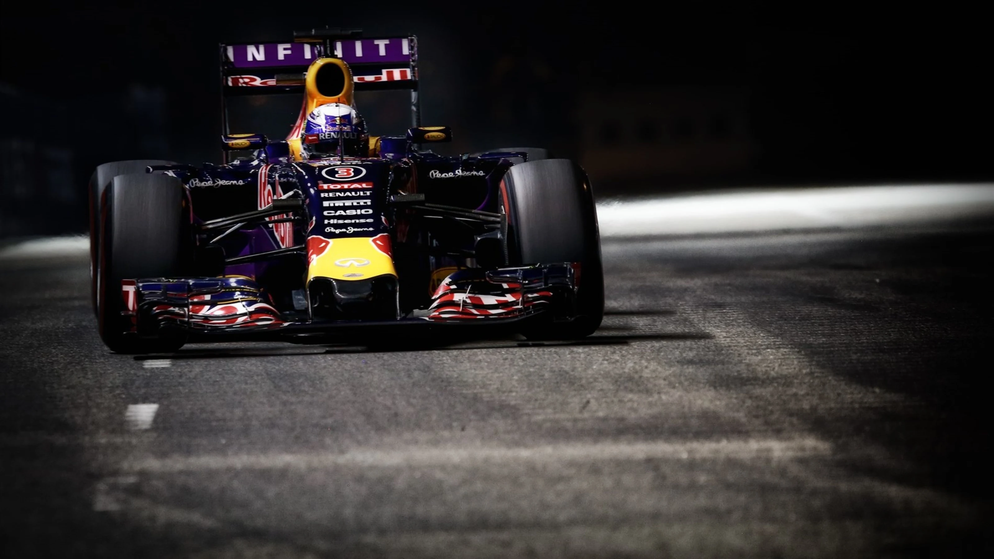 Daniel Ricciardo (AUS) Red Bull Racing RB11 at Formula One World Championship, Rd13, Singapore