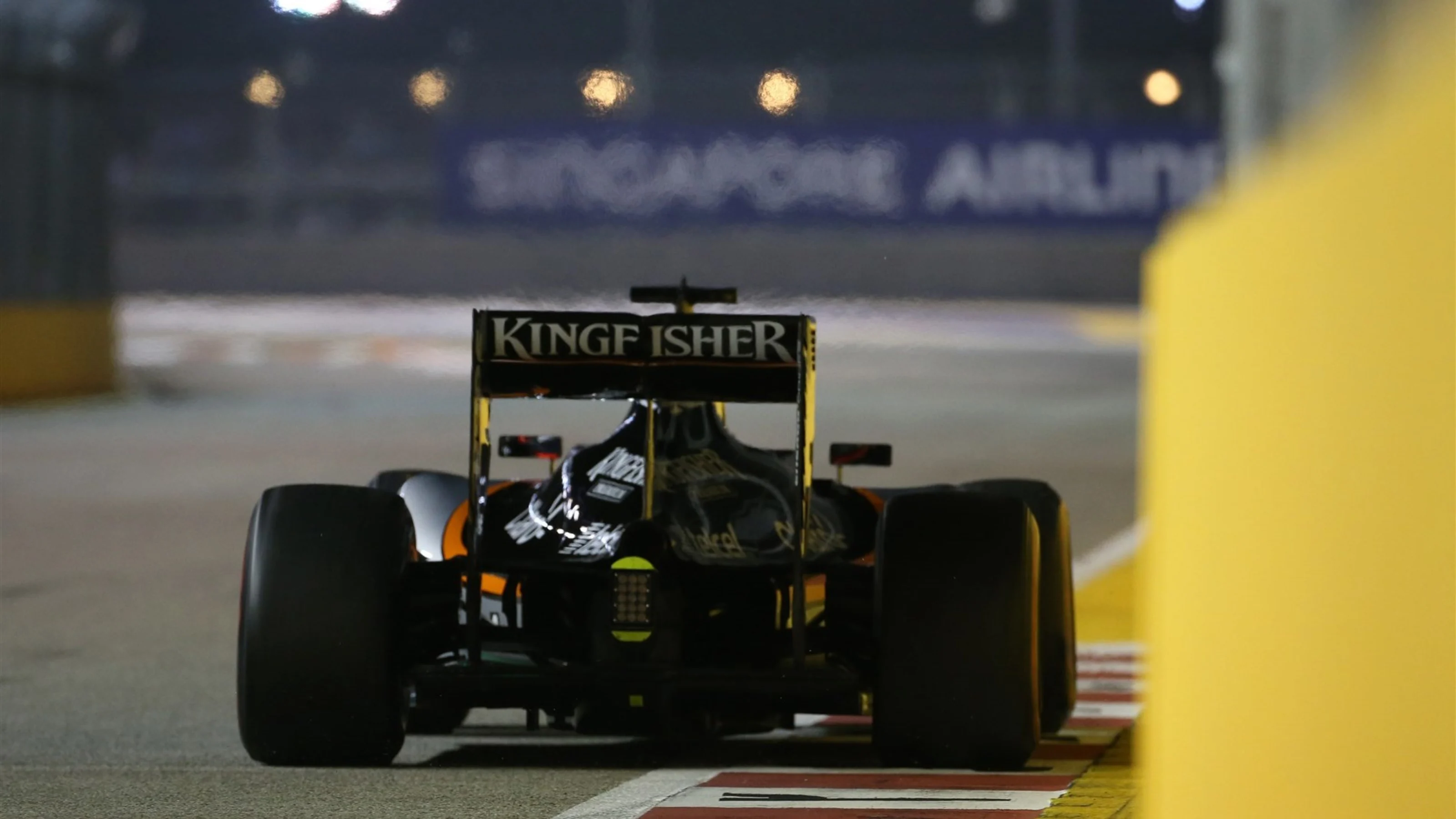 Nico Hulkenberg (GER) Force India VJM08 at Formula One World Championship, Rd13, Singapore Grand