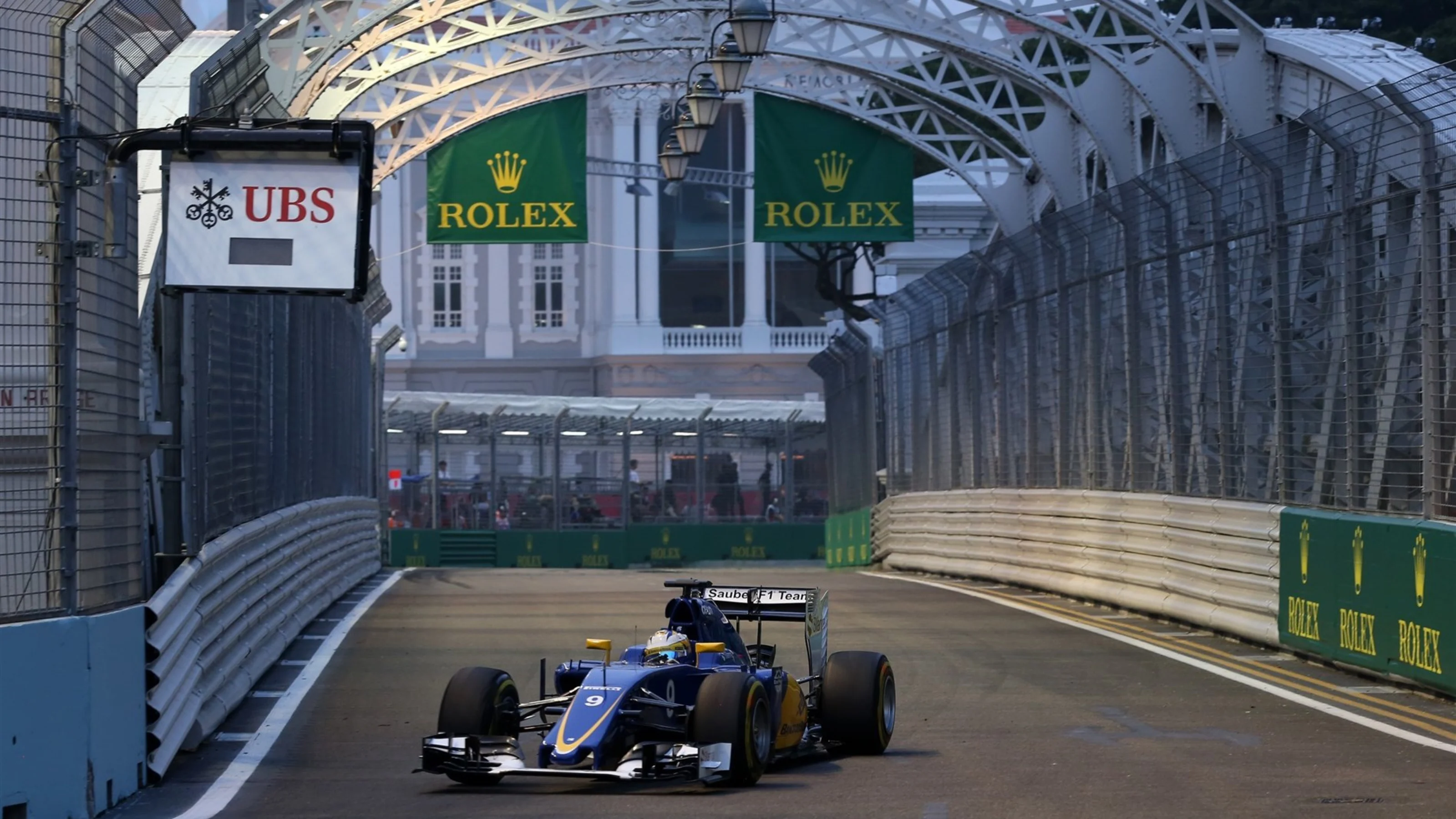 Marcus Ericsson (SWE) Sauber C34 at Formula One World Championship, Rd13, Singapore Grand Prix,