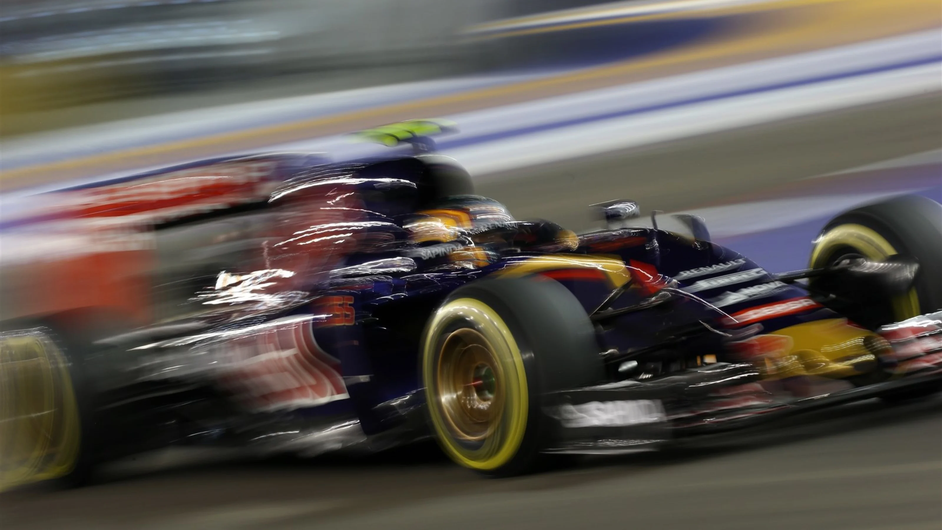 Carlos Sainz jr (ESP) Scuderia Toro Rosso STR10 at Formula One World Championship, Rd13, Singapore
