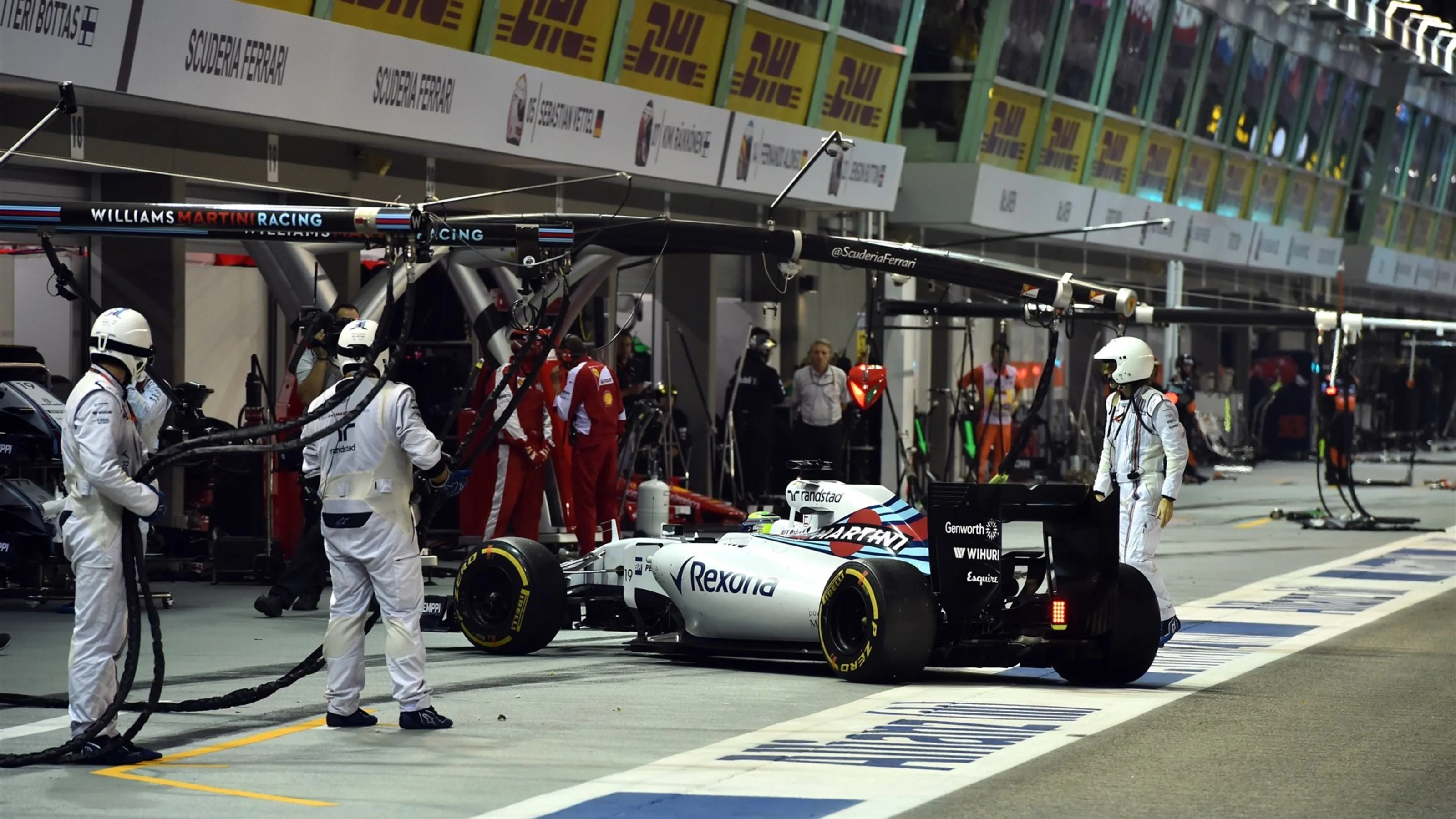 Felipe Massa (BRA) Williams FW37 retires from the race at Formula One World Championship, Rd13,