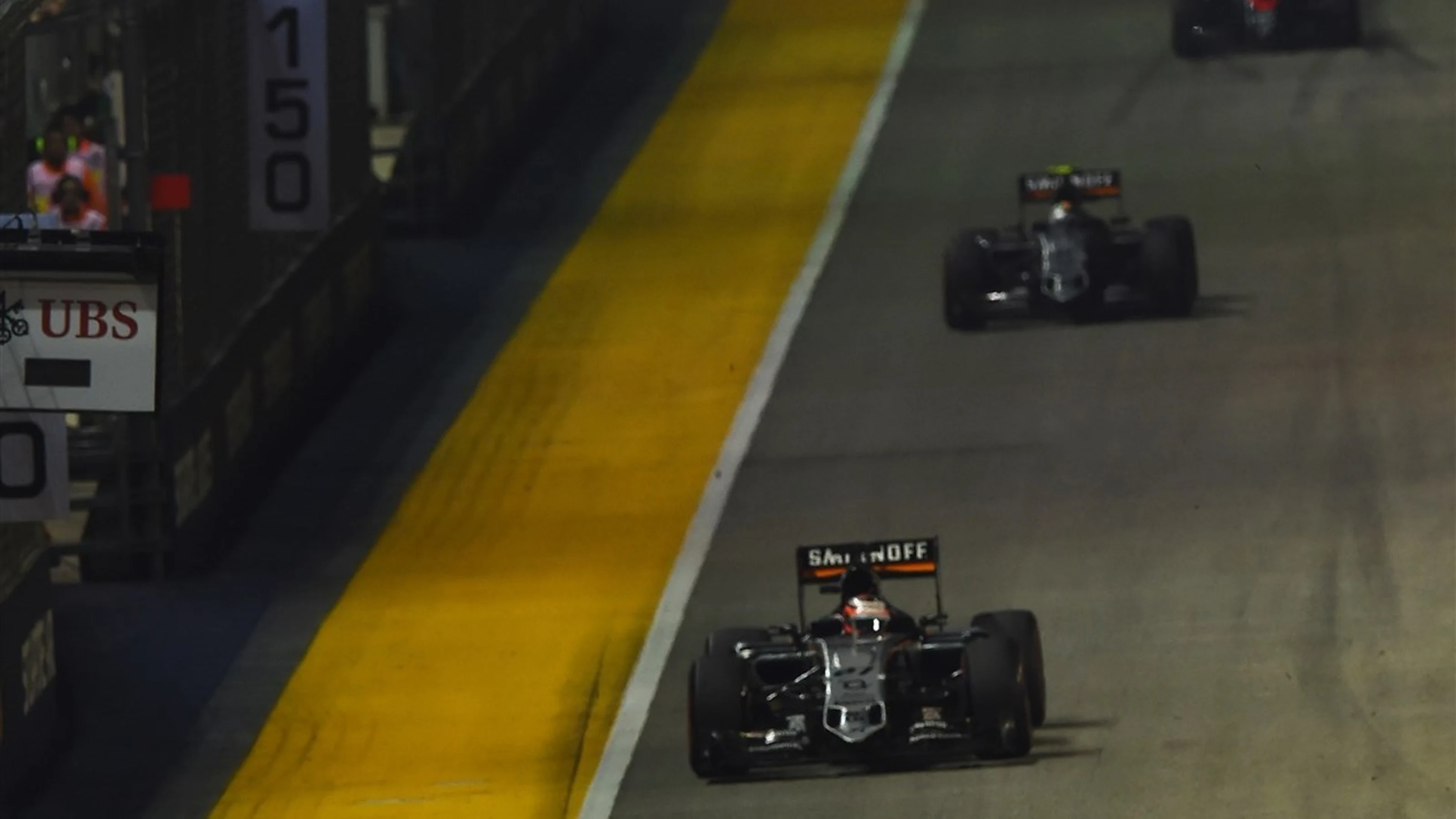 Felipe Massa (BRA) Williams FW37 at Formula One World Championship, Rd13, Singapore Grand Prix,